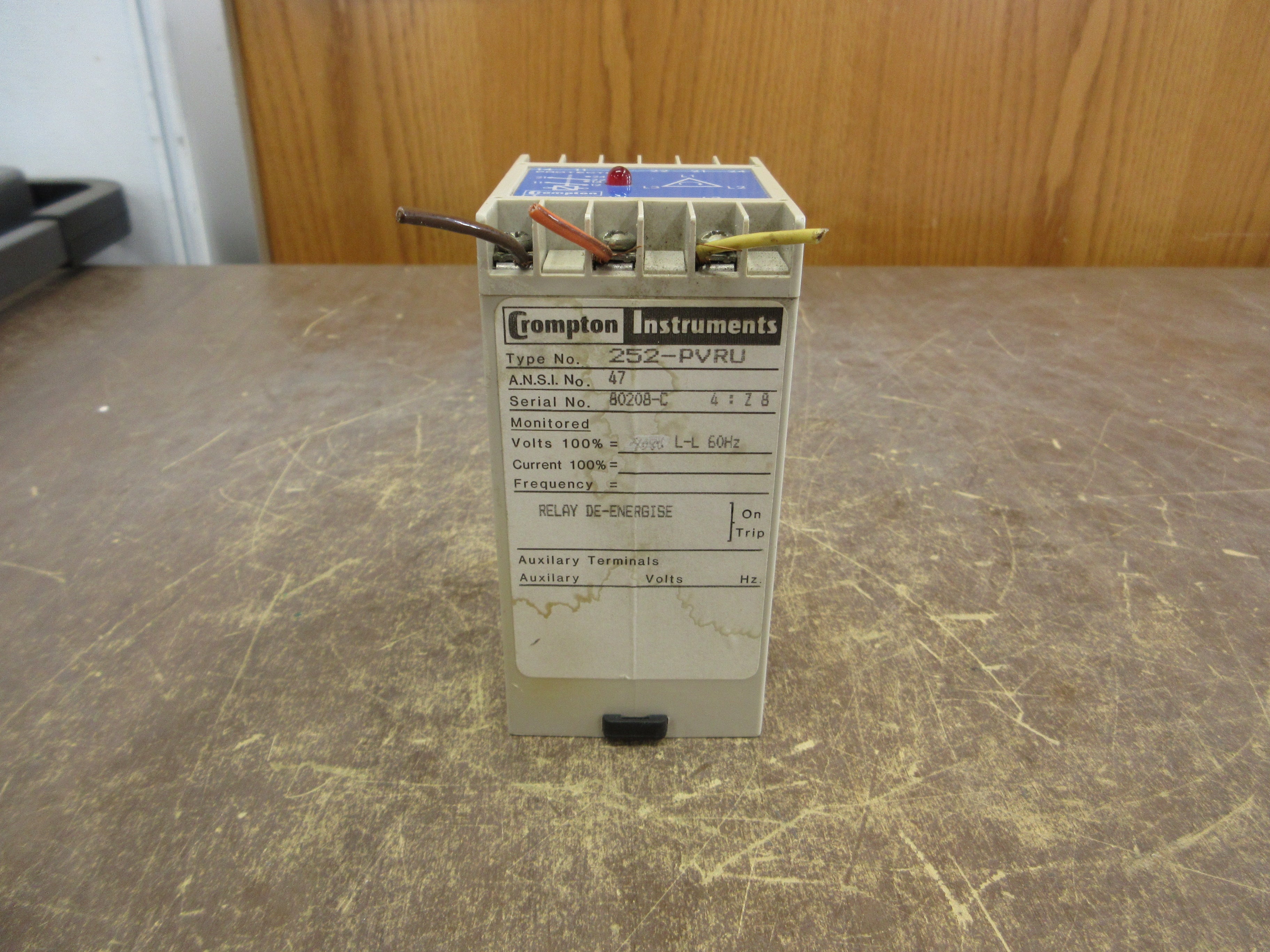 Crompton Protector Relay 252-PVRU Used