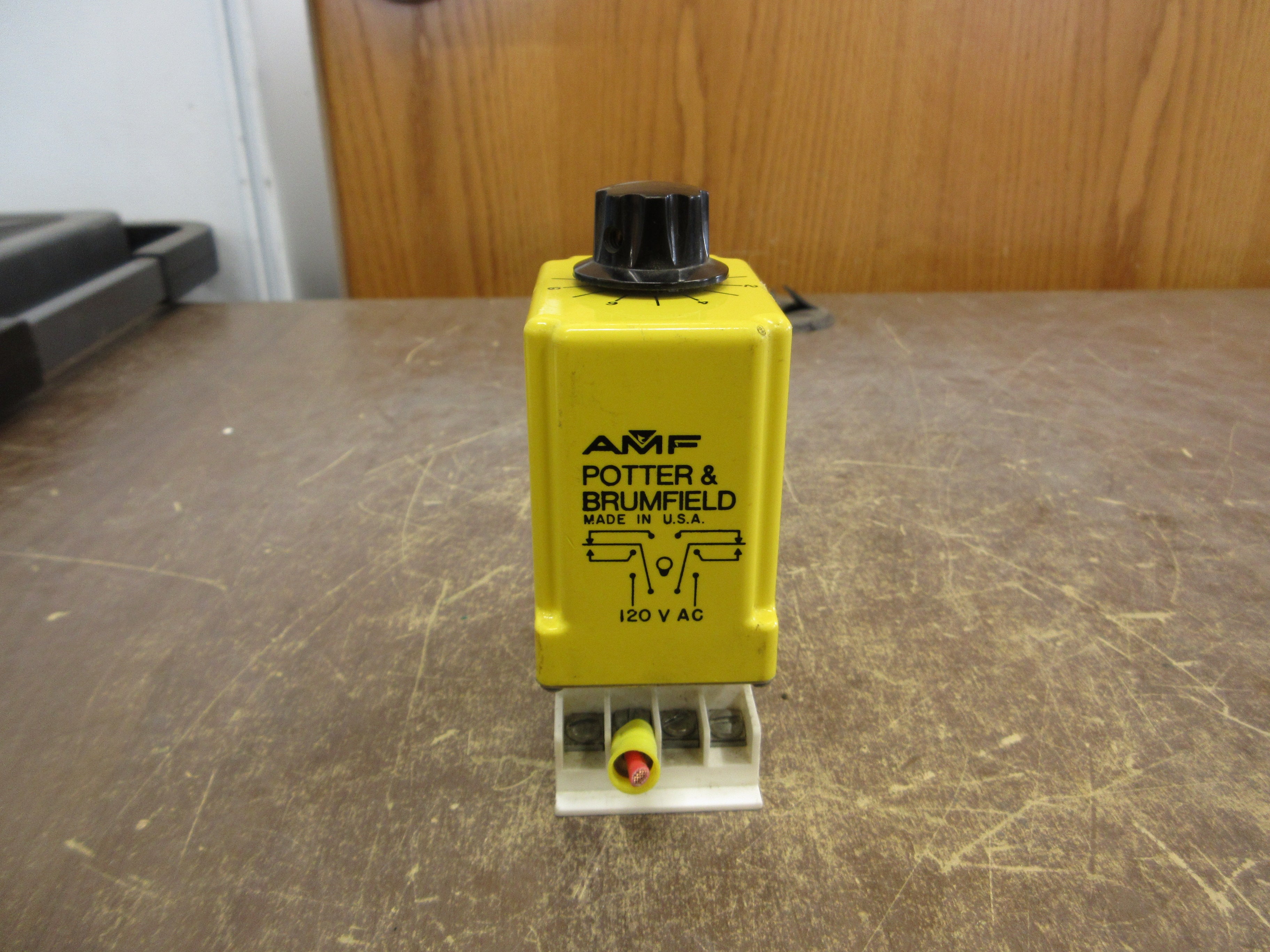 AMF Potter & Brumfield Time Delay Relay CDB 38-70003 Range: 0.1-10 Sec Used