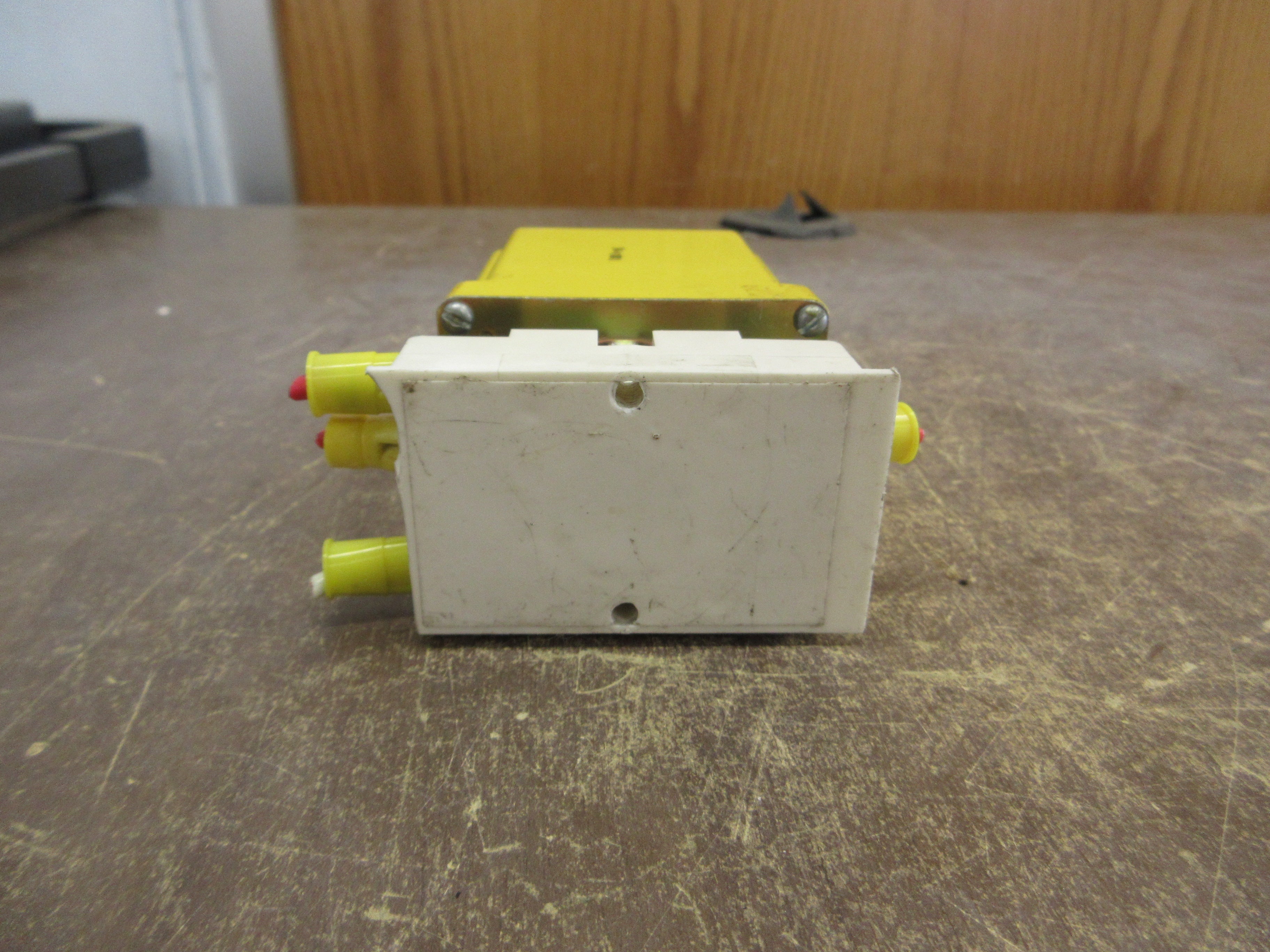 AMF Potter & Brumfield Time Delay Relay CDB 38-70003 Range: 0.1-10 Sec Used