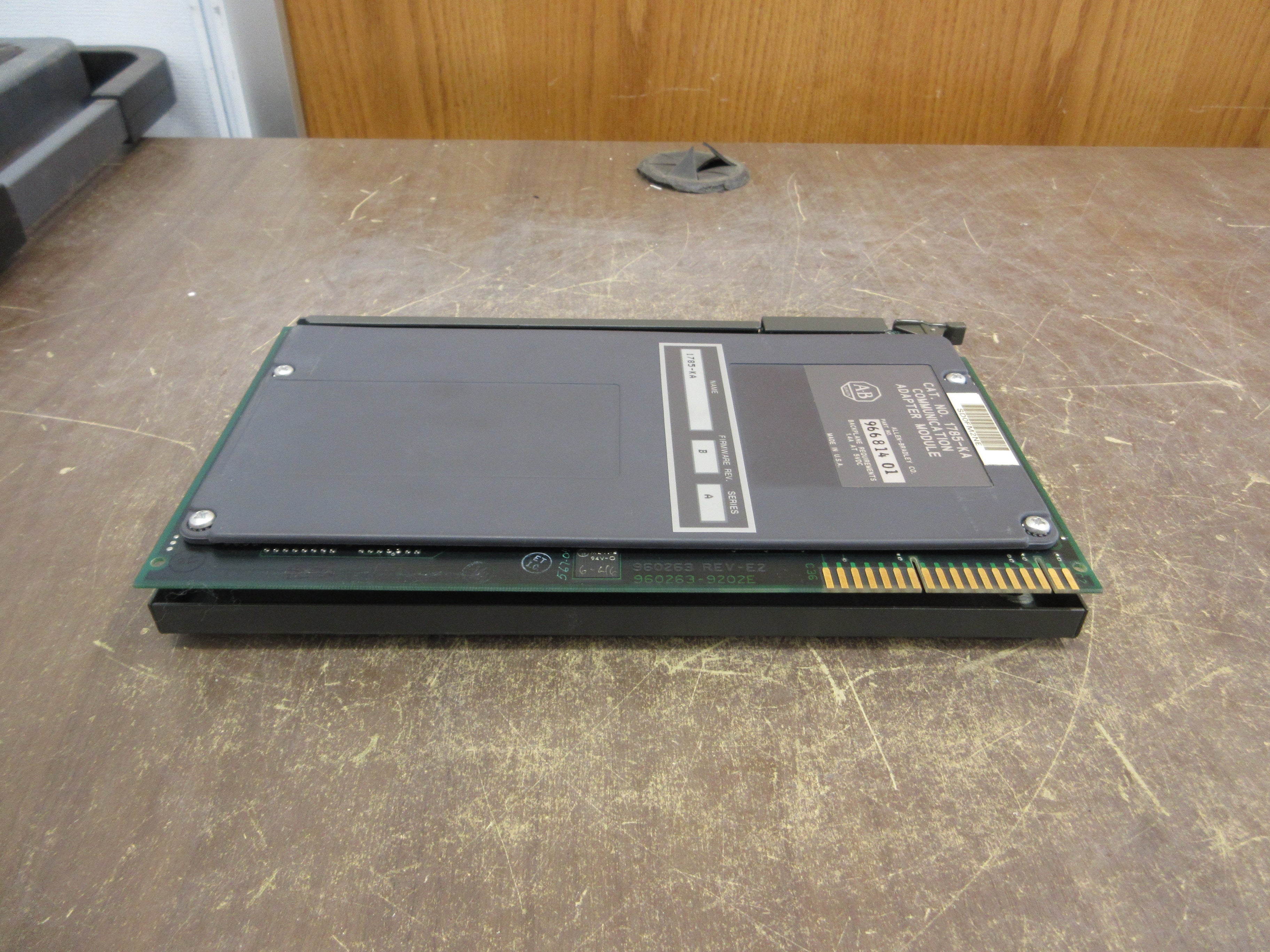 Allen-Bradley Communication Adapter Module 1785-KA Ser. A F/W Rev. B Used