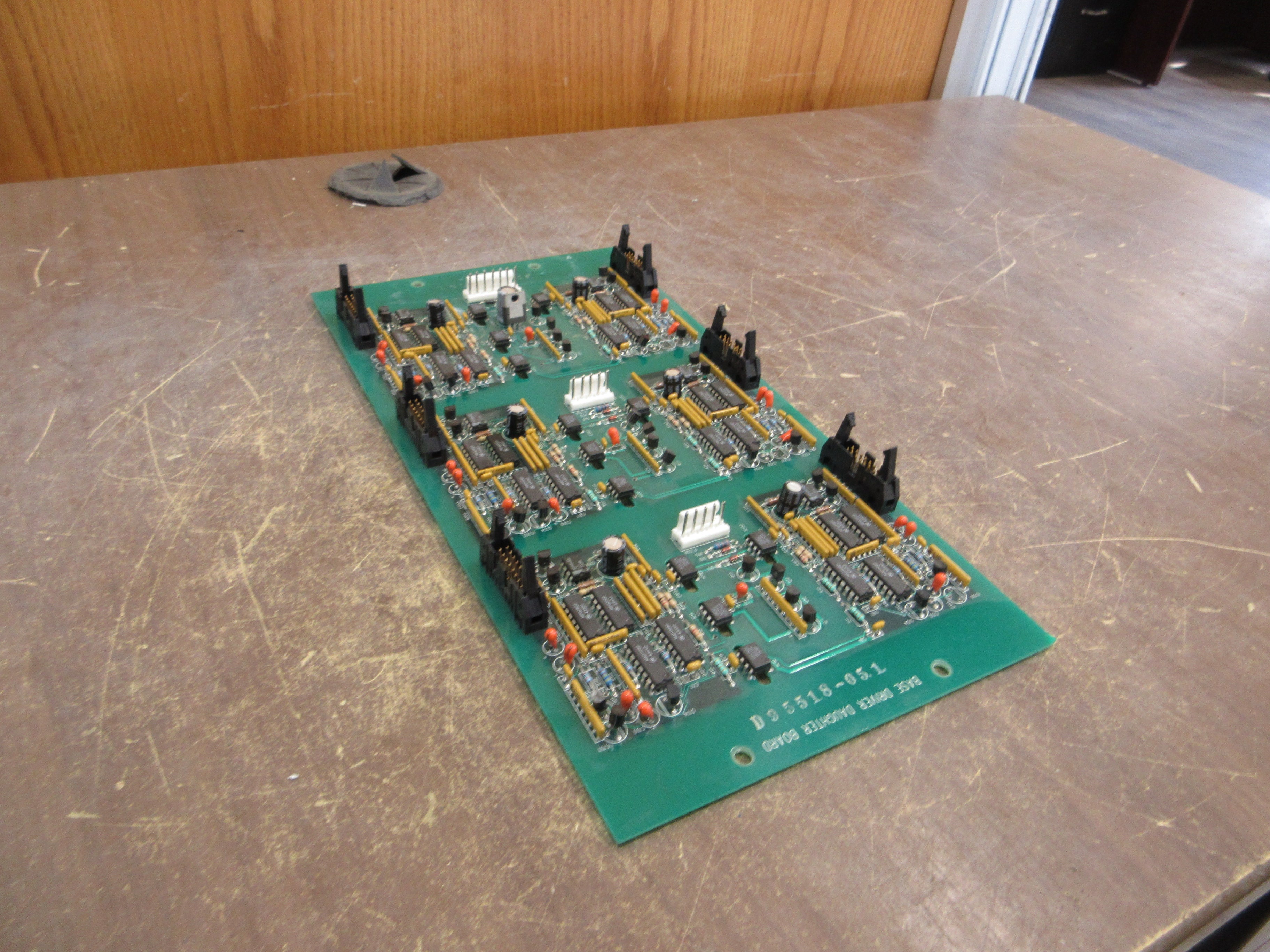 Furnas Vee Arc Base Driver Daughter Board 404-135 Used