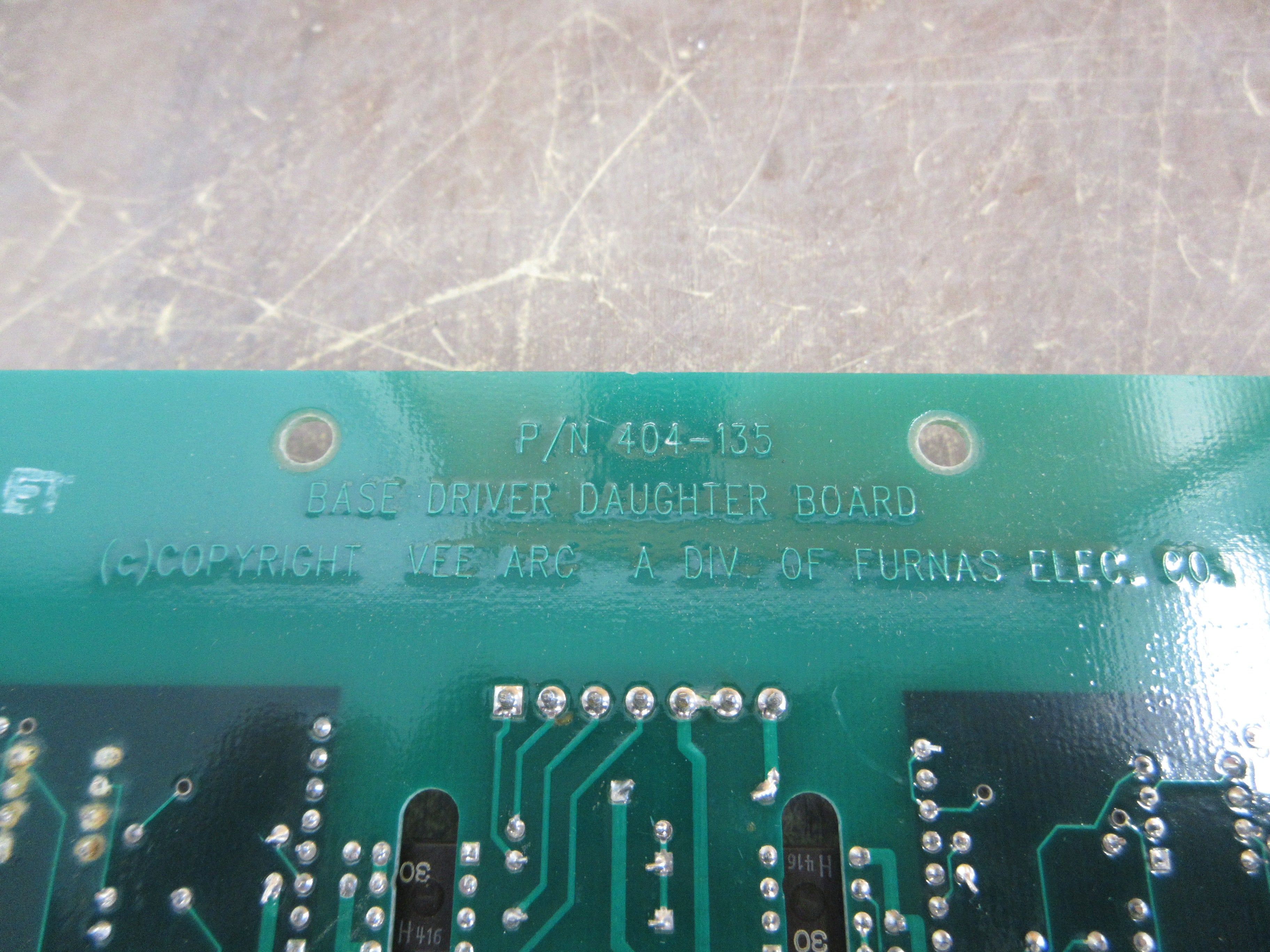 Furnas Vee Arc Base Driver Daughter Board 404-135 Used