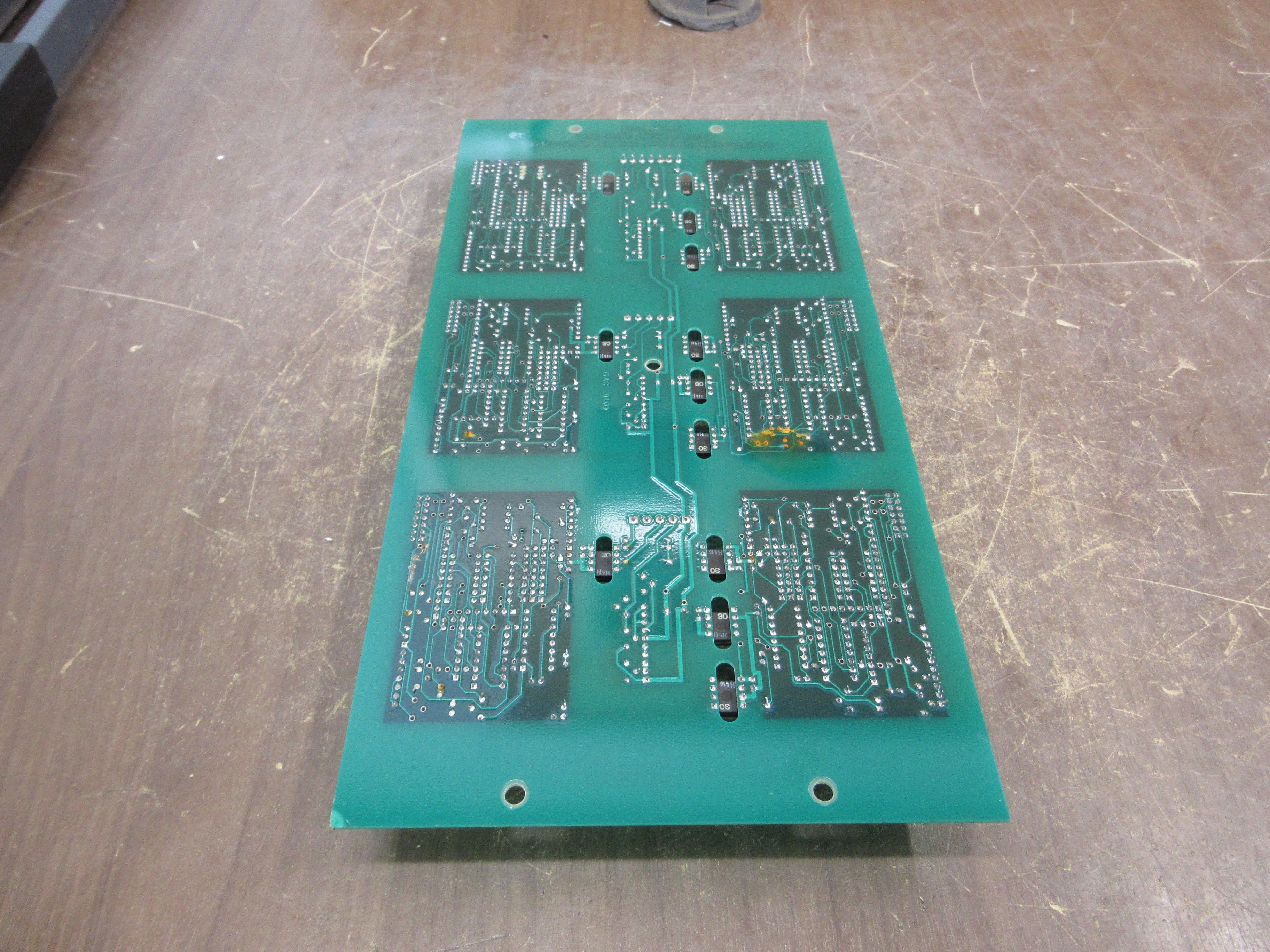 Furnas Vee Arc Base Driver Daughter Board 404-135 Used