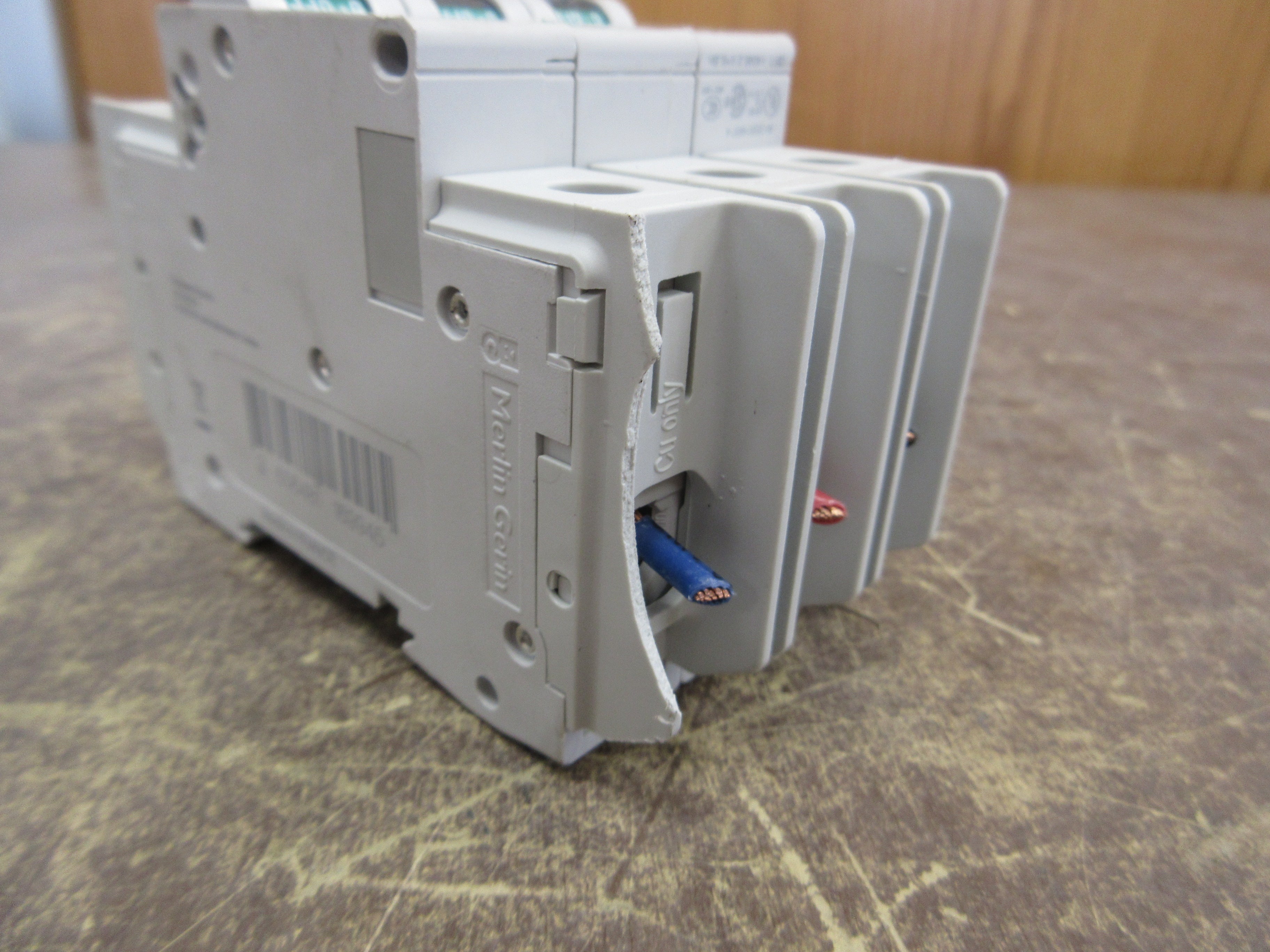 Schneider Electric Multi 9 Circuit Breaker M9F42315 15A 480Y/277V 3P Used