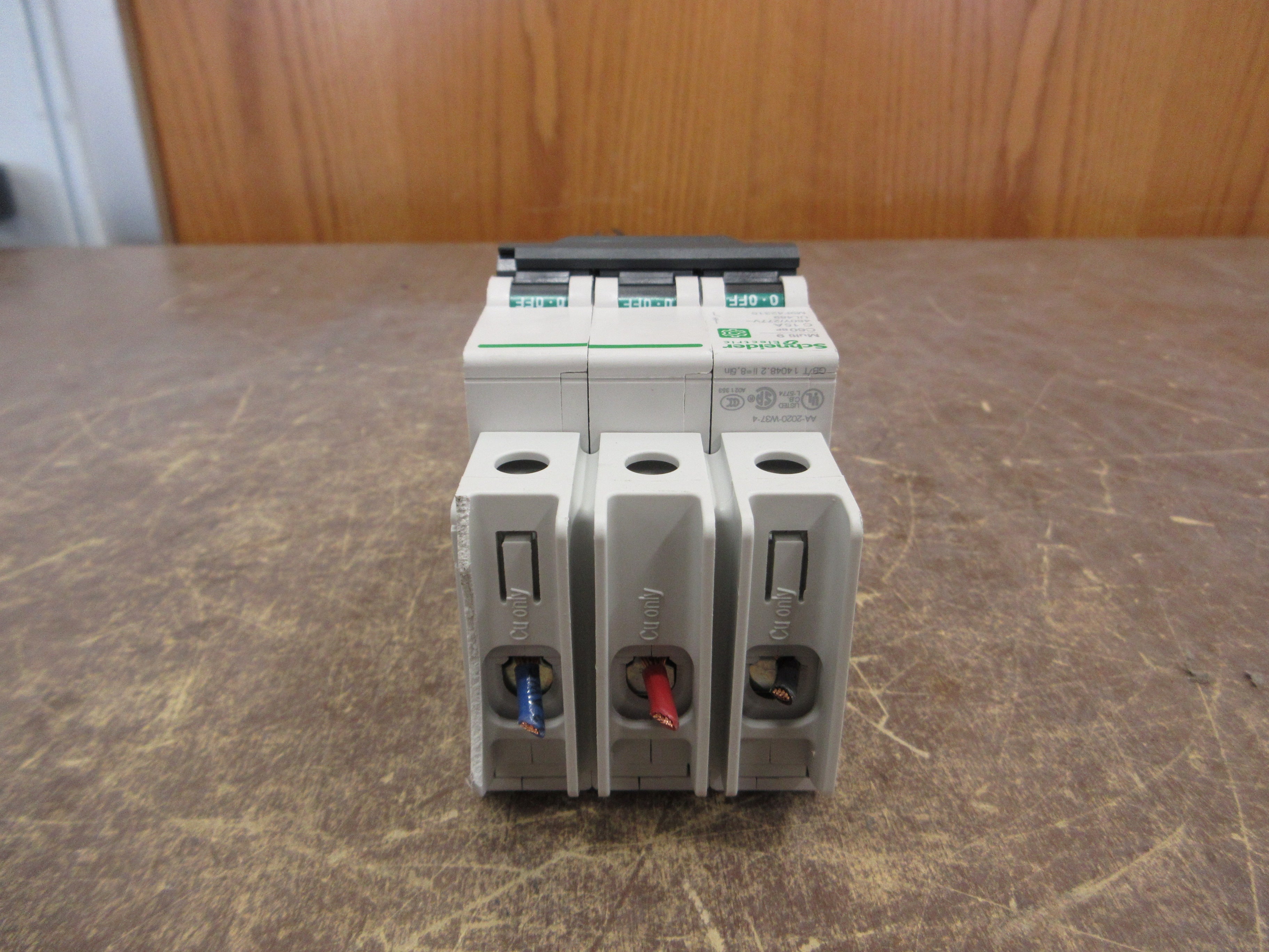 Schneider Electric Multi 9 Circuit Breaker M9F42315 15A 480Y/277V 3P Used