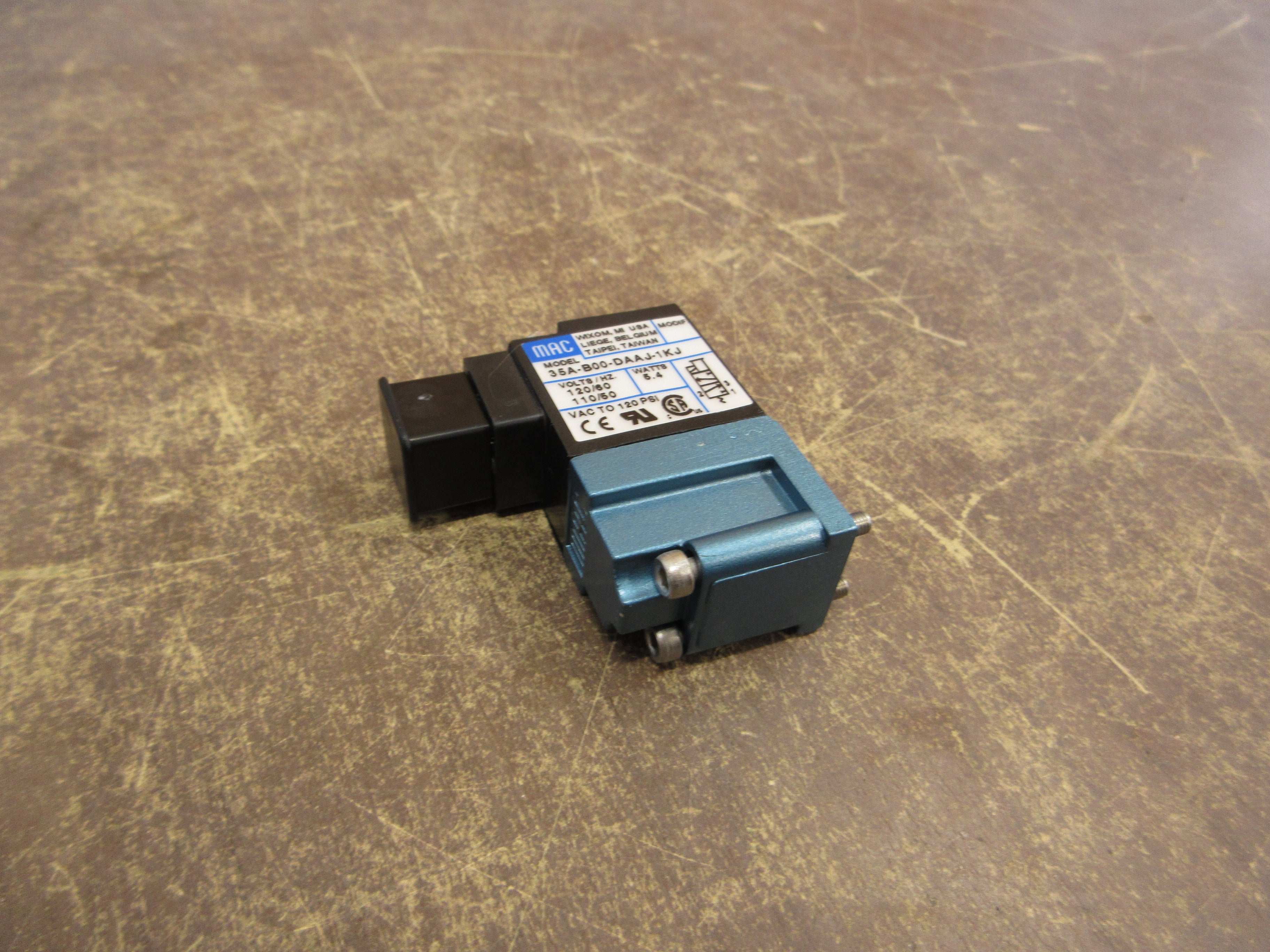 MAC Solenoid Valve 35A-B00-DAAJ-1KJ New Surplus