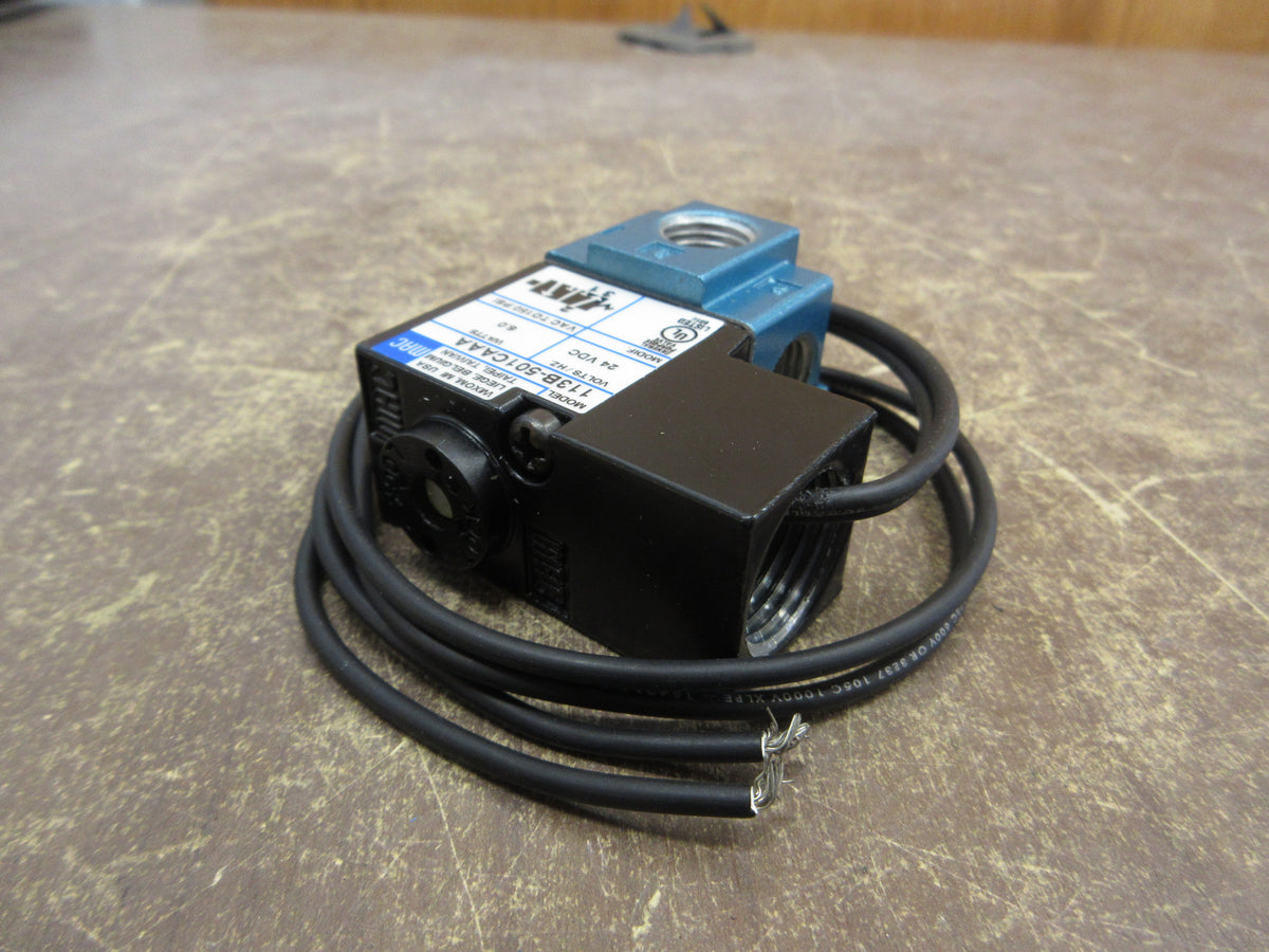 MAC Solenoid Valve 113B-501CAAA New Surplus
