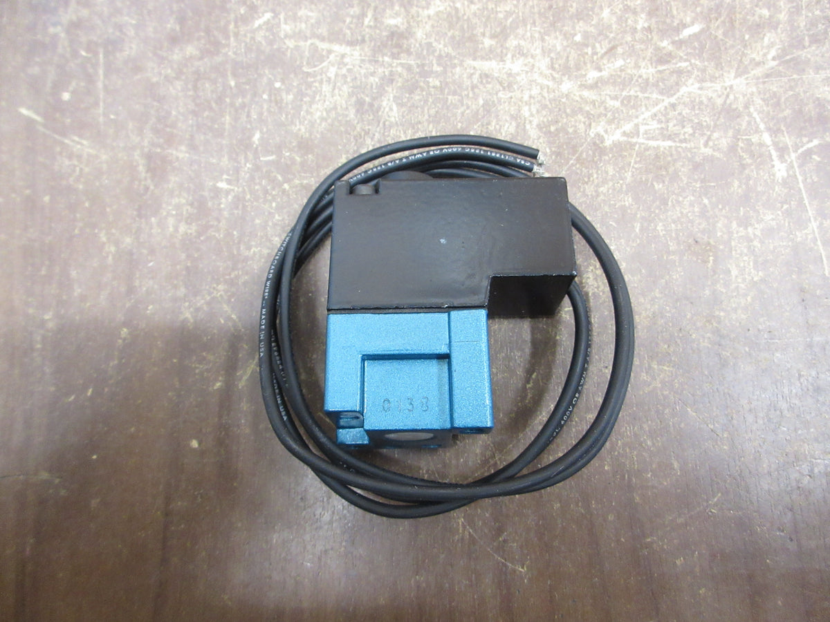 MAC Solenoid Valve 113B-501CAAA New Surplus
