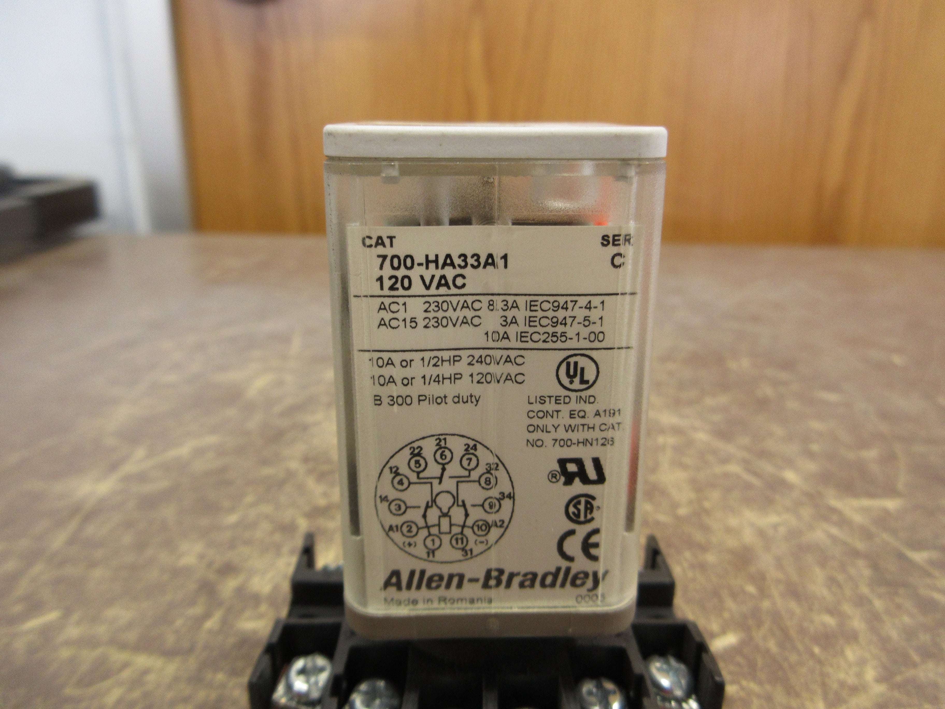 Allen-Bradley Relay 700-HA33A1 Ser. C 120V Coil w/Base *Lot of 2* Used