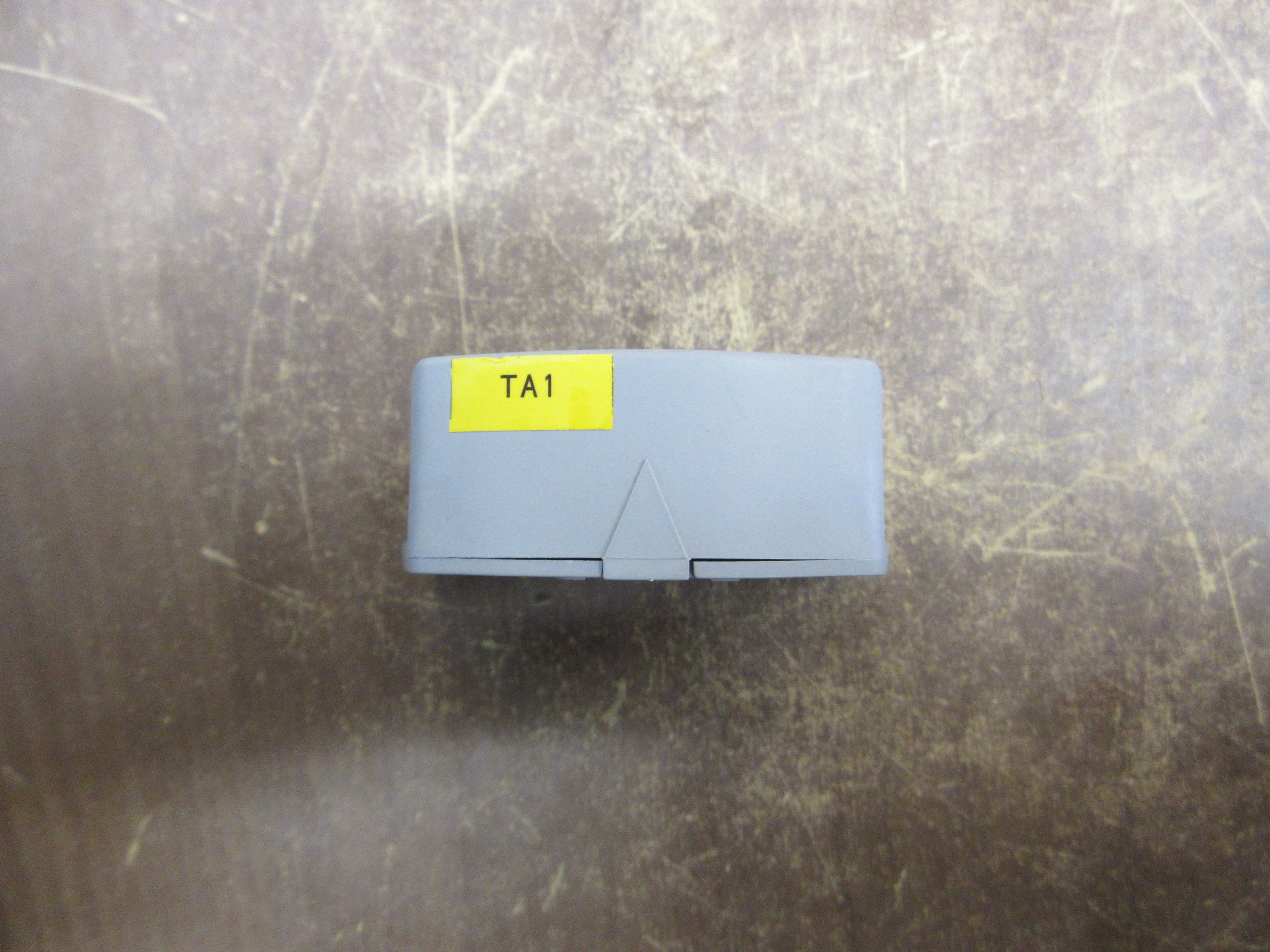 Honeywell Current Sensor CSNK500M *Broken Mounting Foot* Used