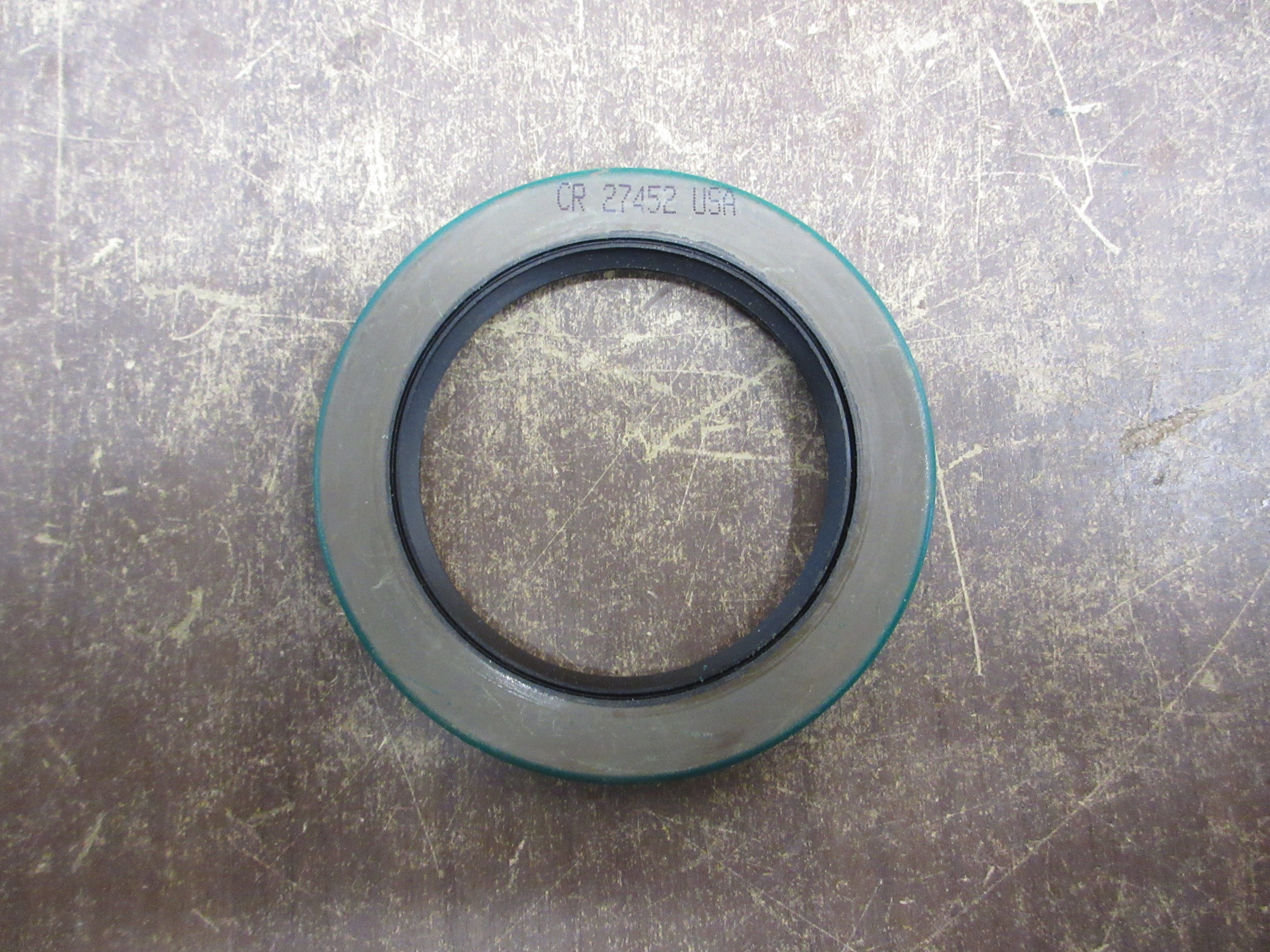 CR Oil Seal 27452 New Surplus
