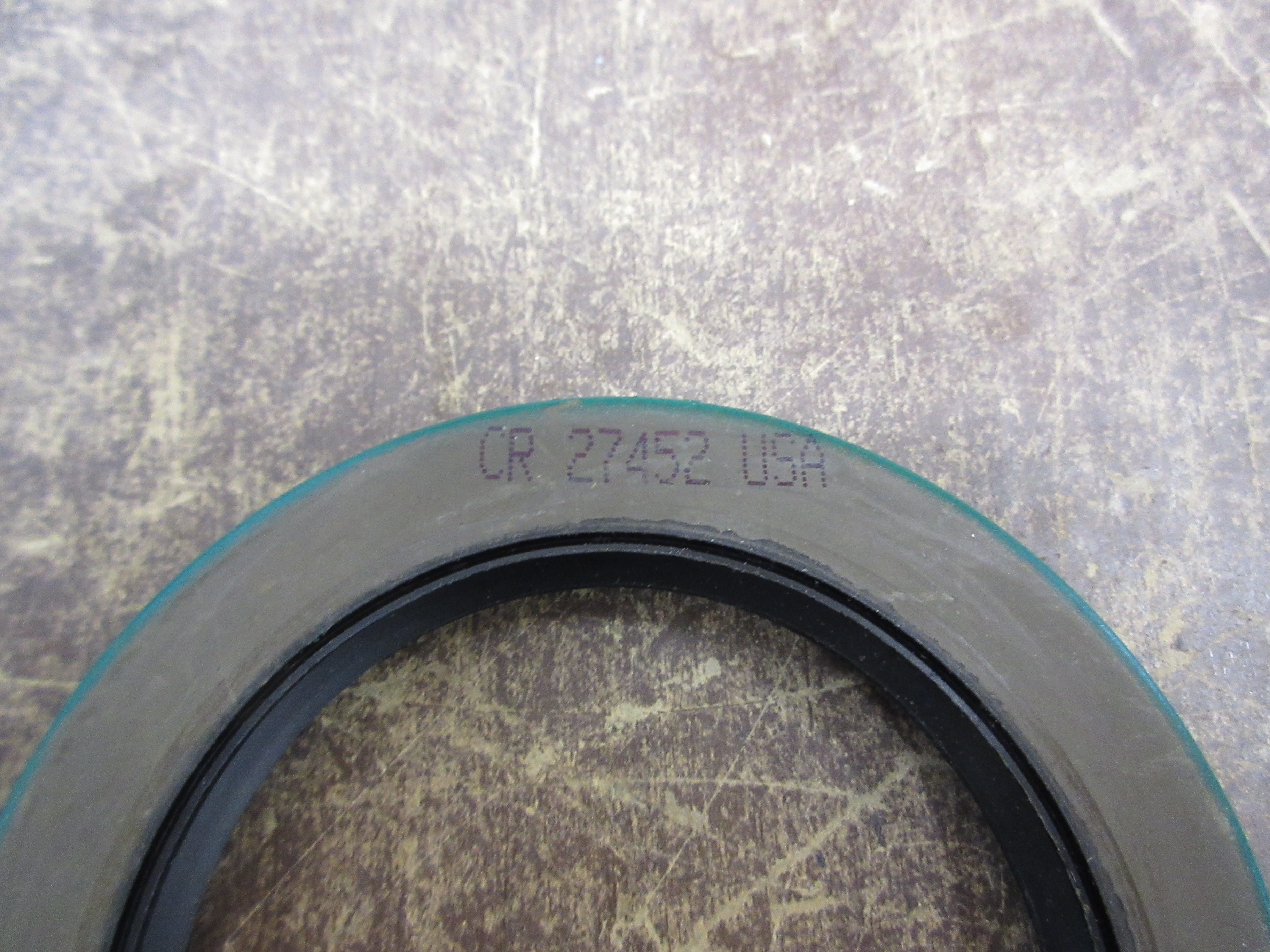 CR Oil Seal 27452 New Surplus