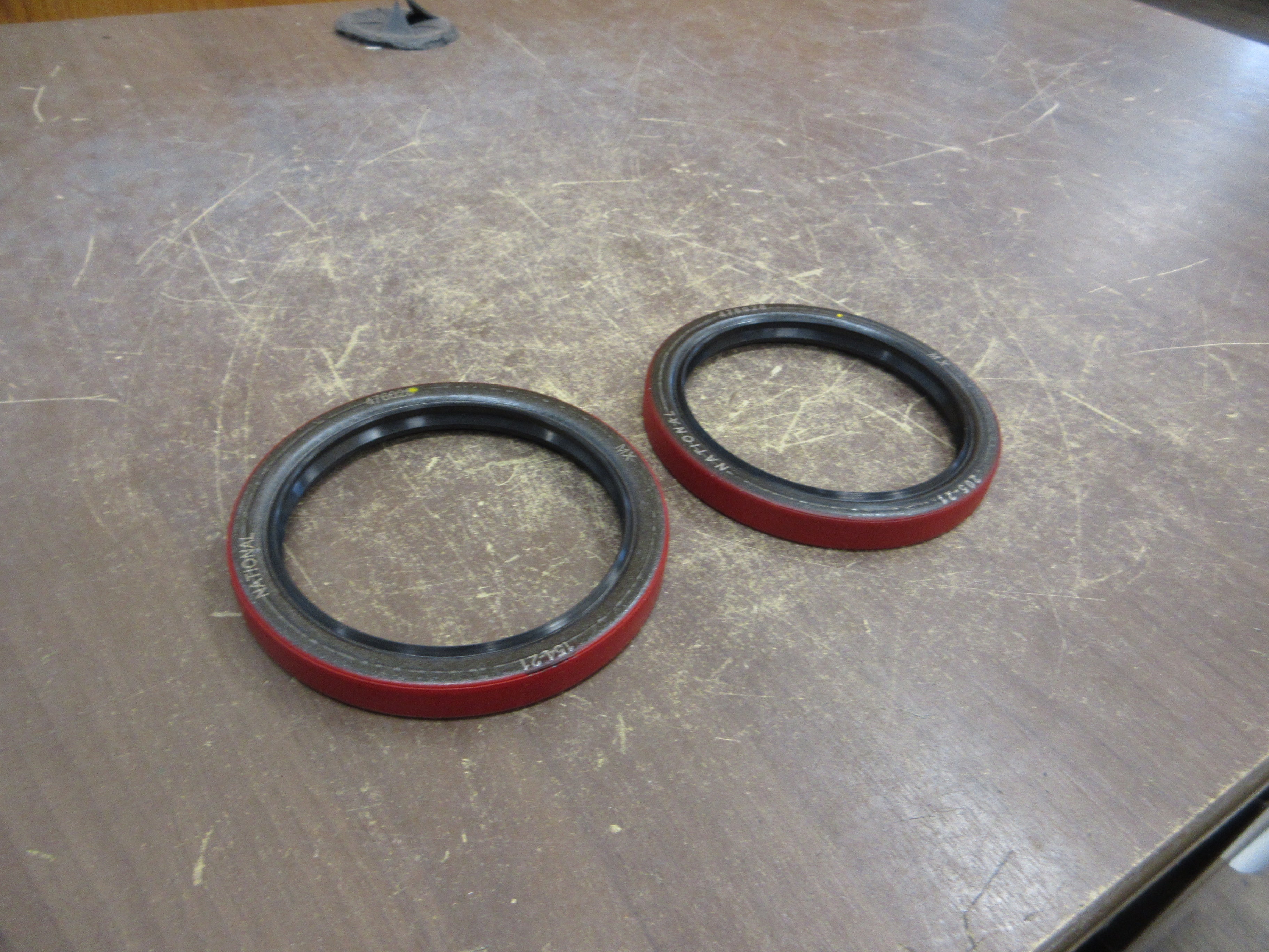 Timken National Oil Seal 476028 3.375 x 4.249 x 0.468 *Lot of 2* New Surplus