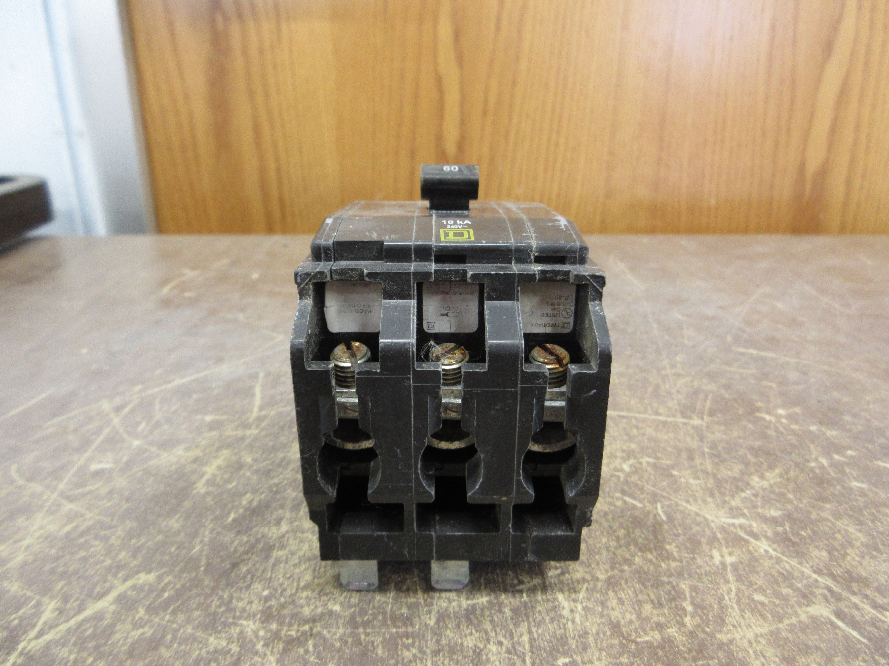 Square D Clip-On Circuit Breaker QO360 60A 240V 3P Used