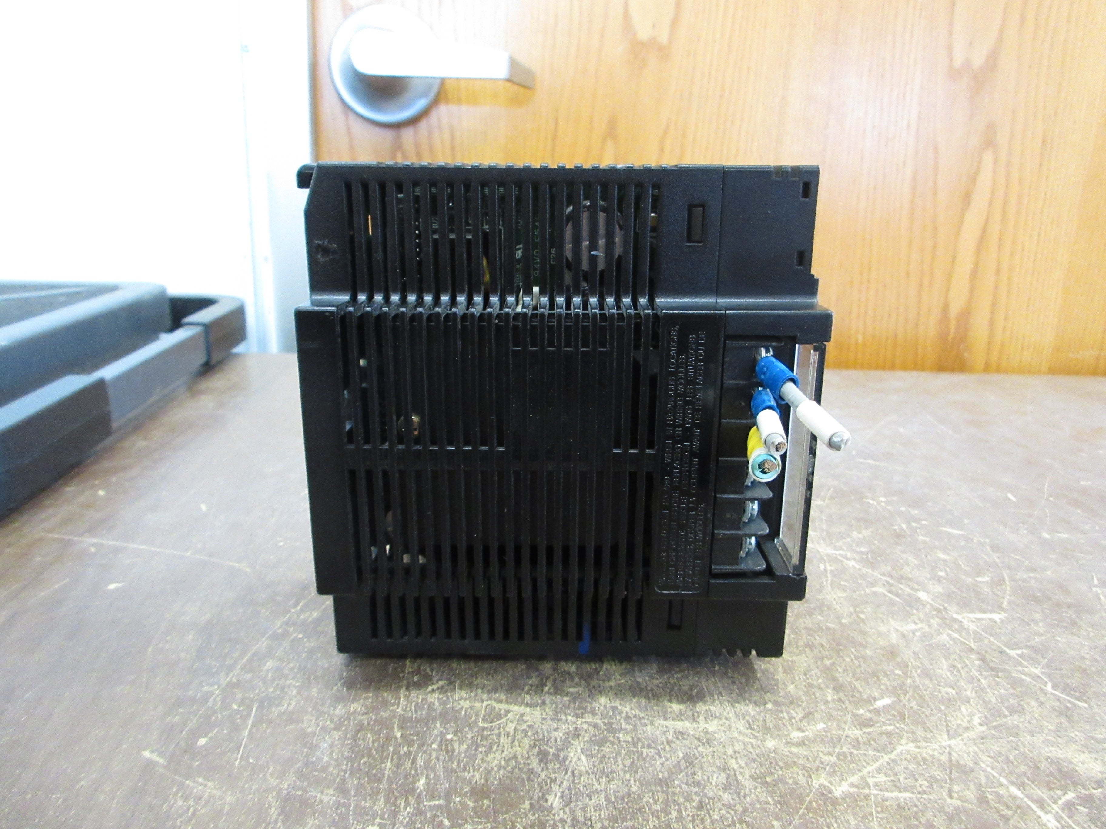 GE Fanuc Series 90-30 Power Supply IC693PWR331C 24VDC Hi-Cap 30W Used