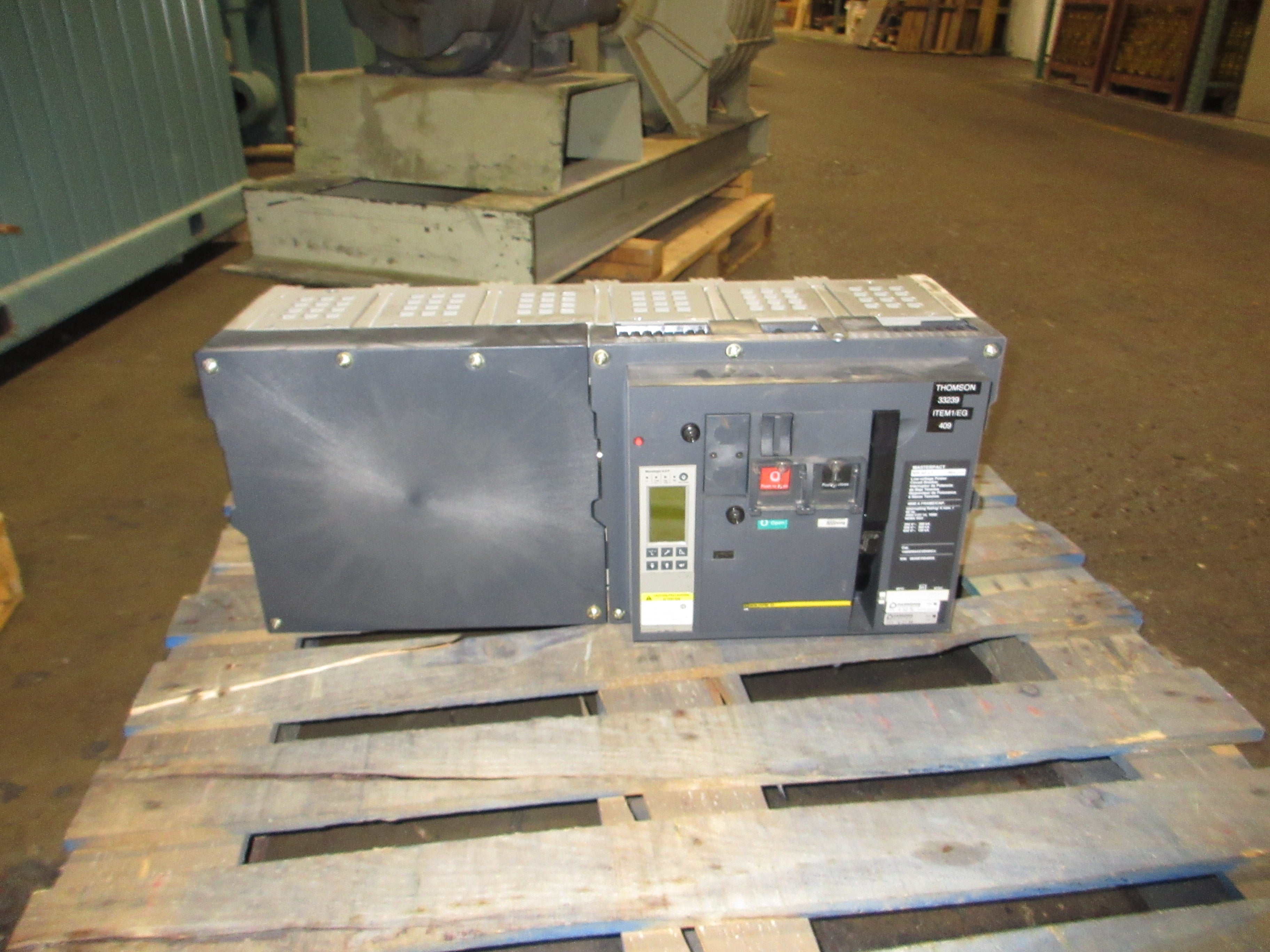 Square D Masterpact NW 40 L1 Circuit Breaker YA8KKR64A3CXBXWXCA 4000A Used