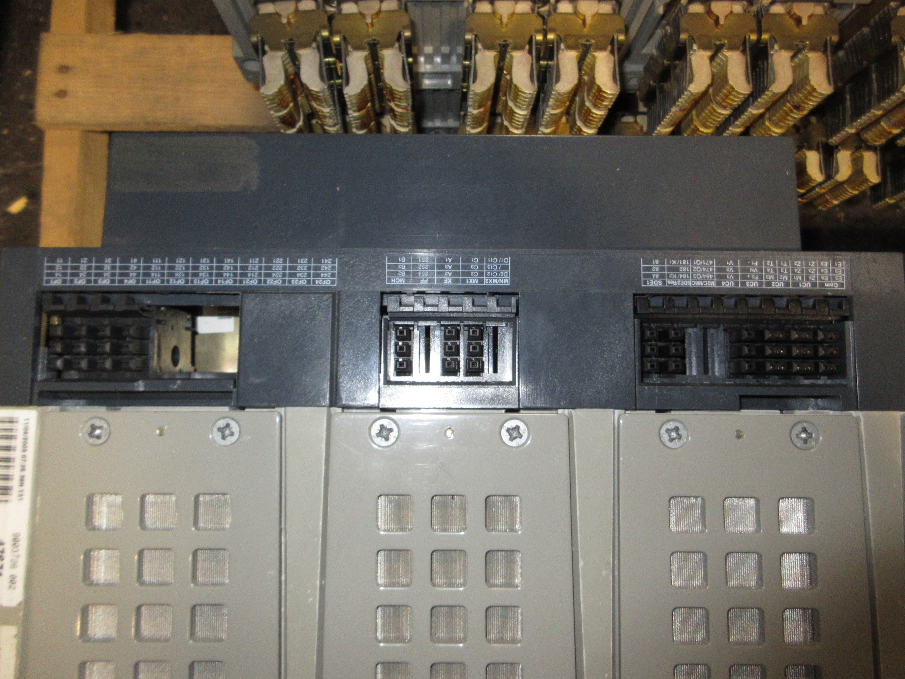 Square D Masterpact NW 40 L1 Circuit Breaker YA8KKR64A3CXBXWXCA 4000A Used
