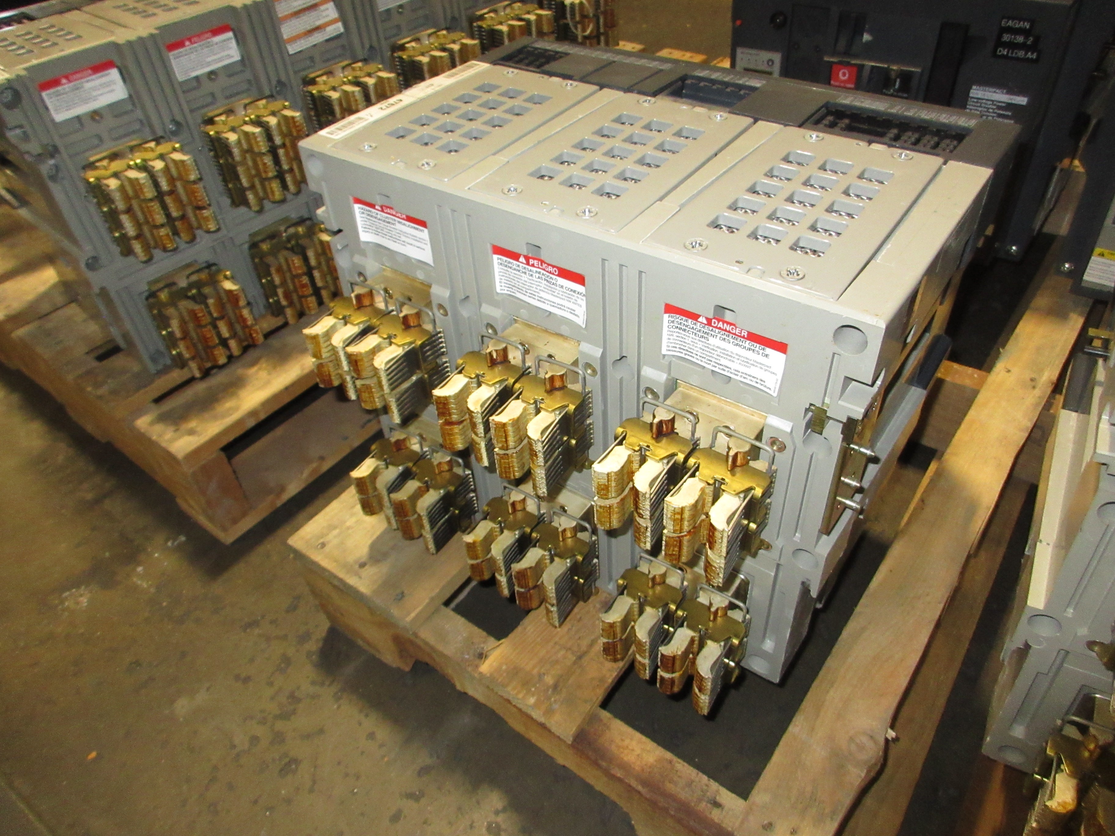 Square D Masterpact NW 16 L1 Circuit Breaker WA8EER64A3SXXXXXCA 1600A Used