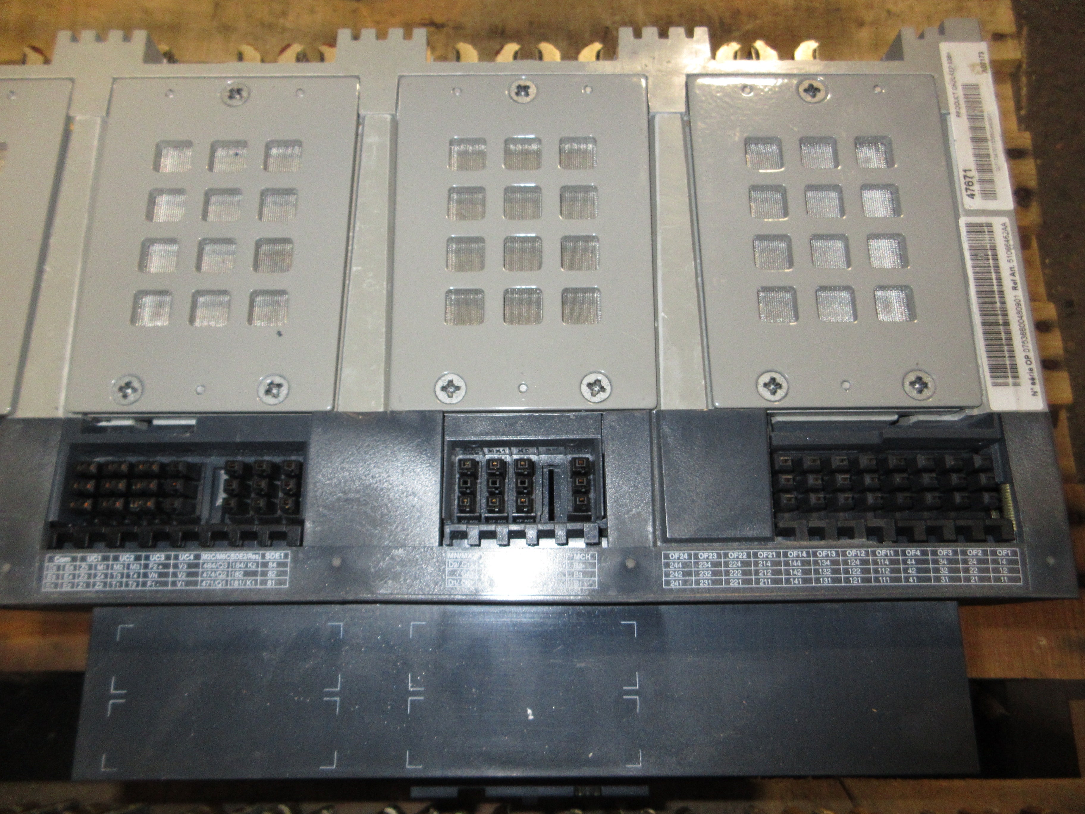 Square D Masterpact NW 32 L1 Circuit Breaker YA8JJR63A3GFBFWPCA 3200A Used