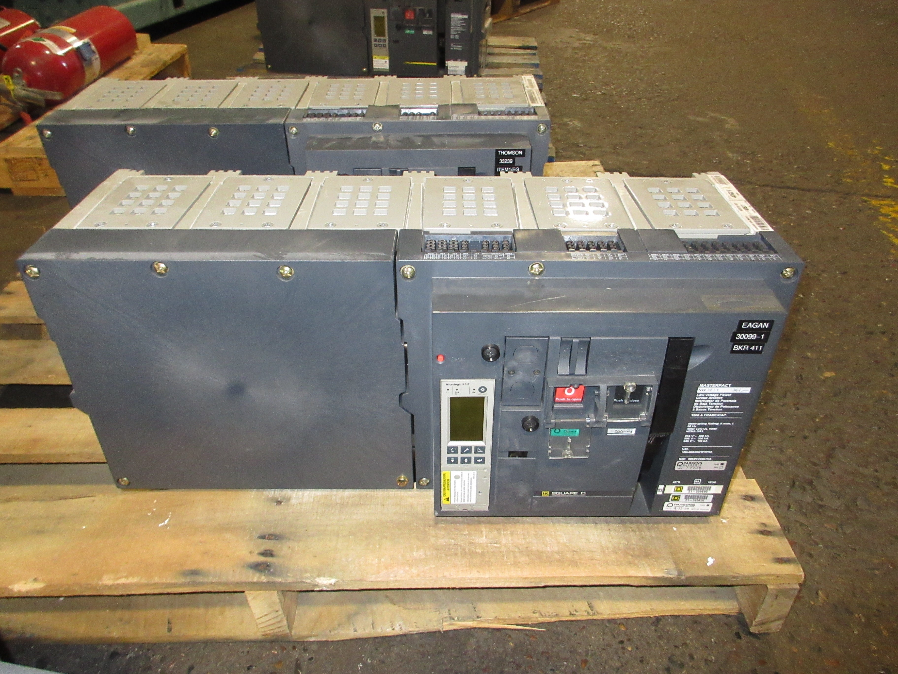 Square D Masterpact NW 32 L1 Circuit Breaker YA8JJR63A3GFBFWPCA 3200A Used