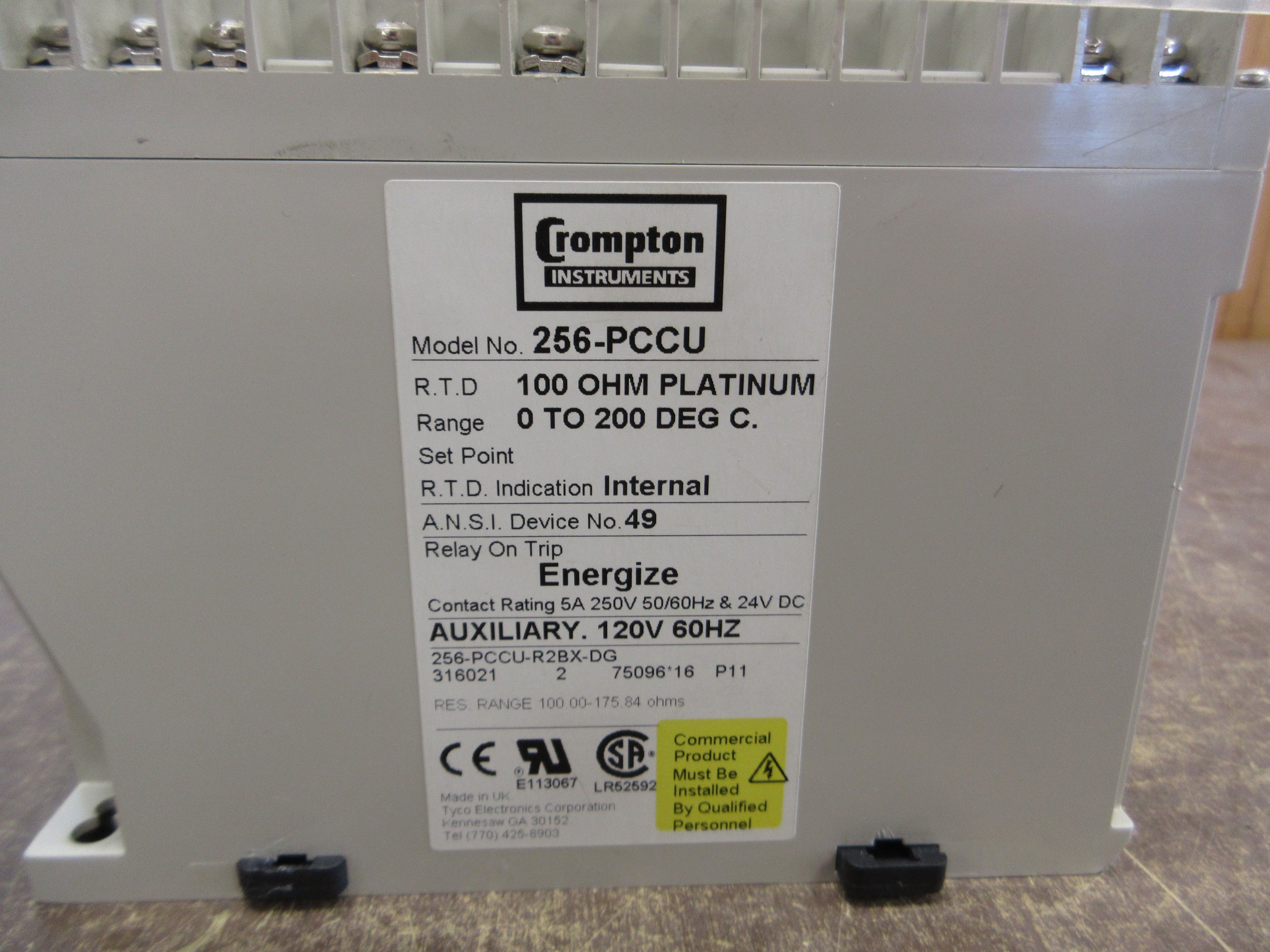 Crompton Temperature Relay 256-PCCU-R2BX-DG Range: 0-200°C RTD: 100 ohm Platinum