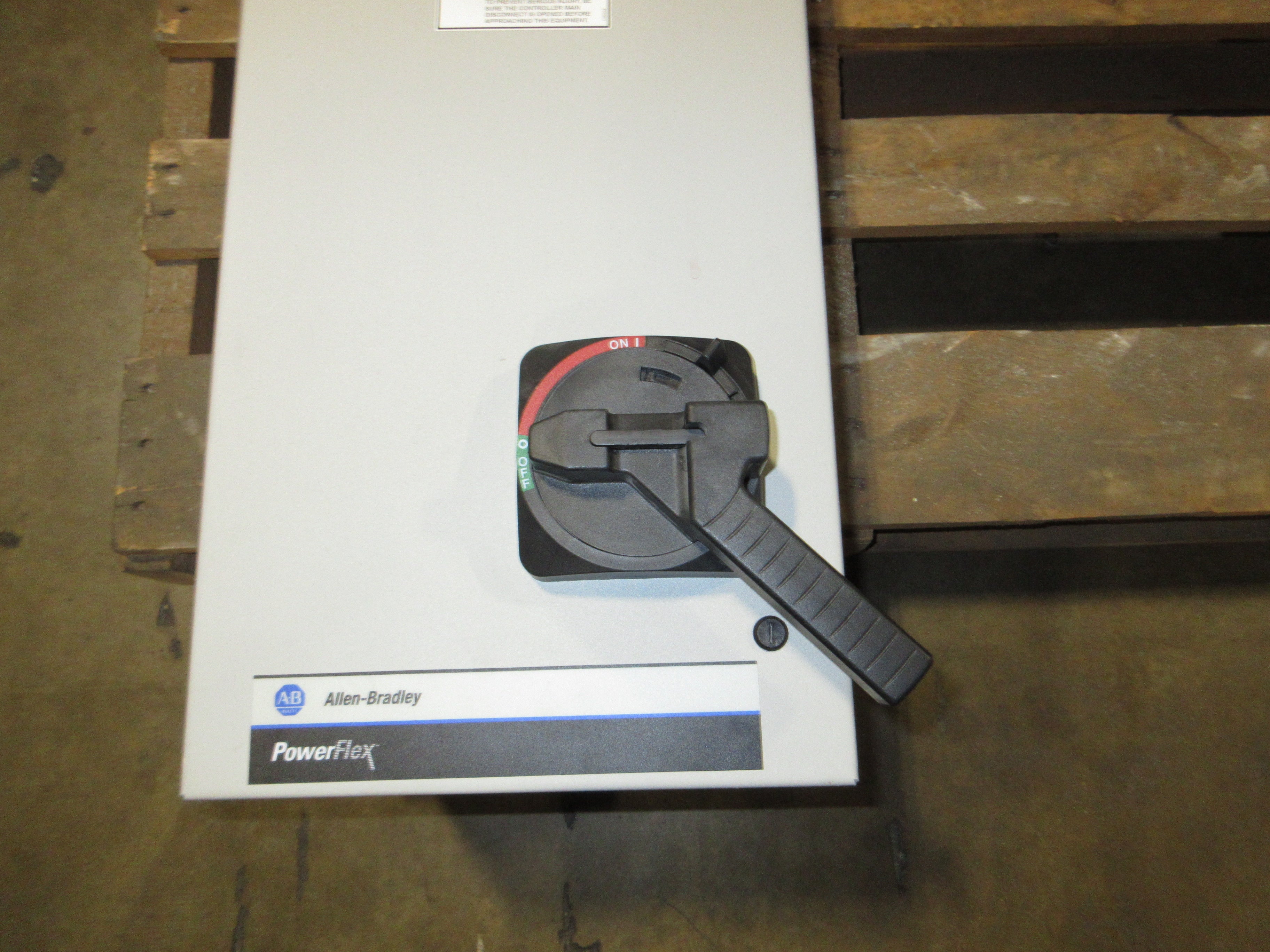 Allen-Bradley PowerFlex 400 AC Drive w/ Bypass 22C-D045A103 30HP 3Ph Used