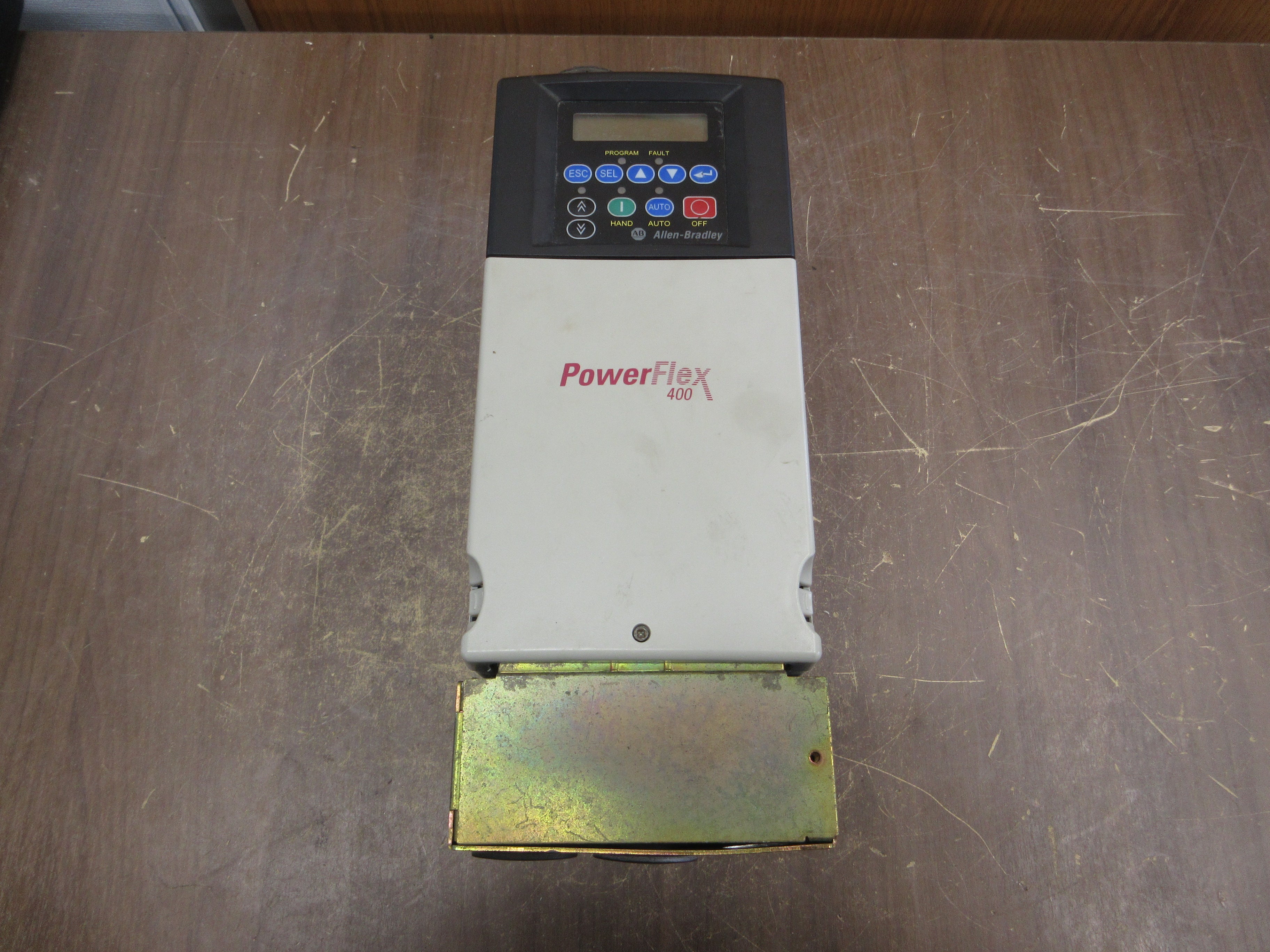Allen-Bradley PowerFlex 400 AC Drive 22C-D017N103 10HP 3Ph Used