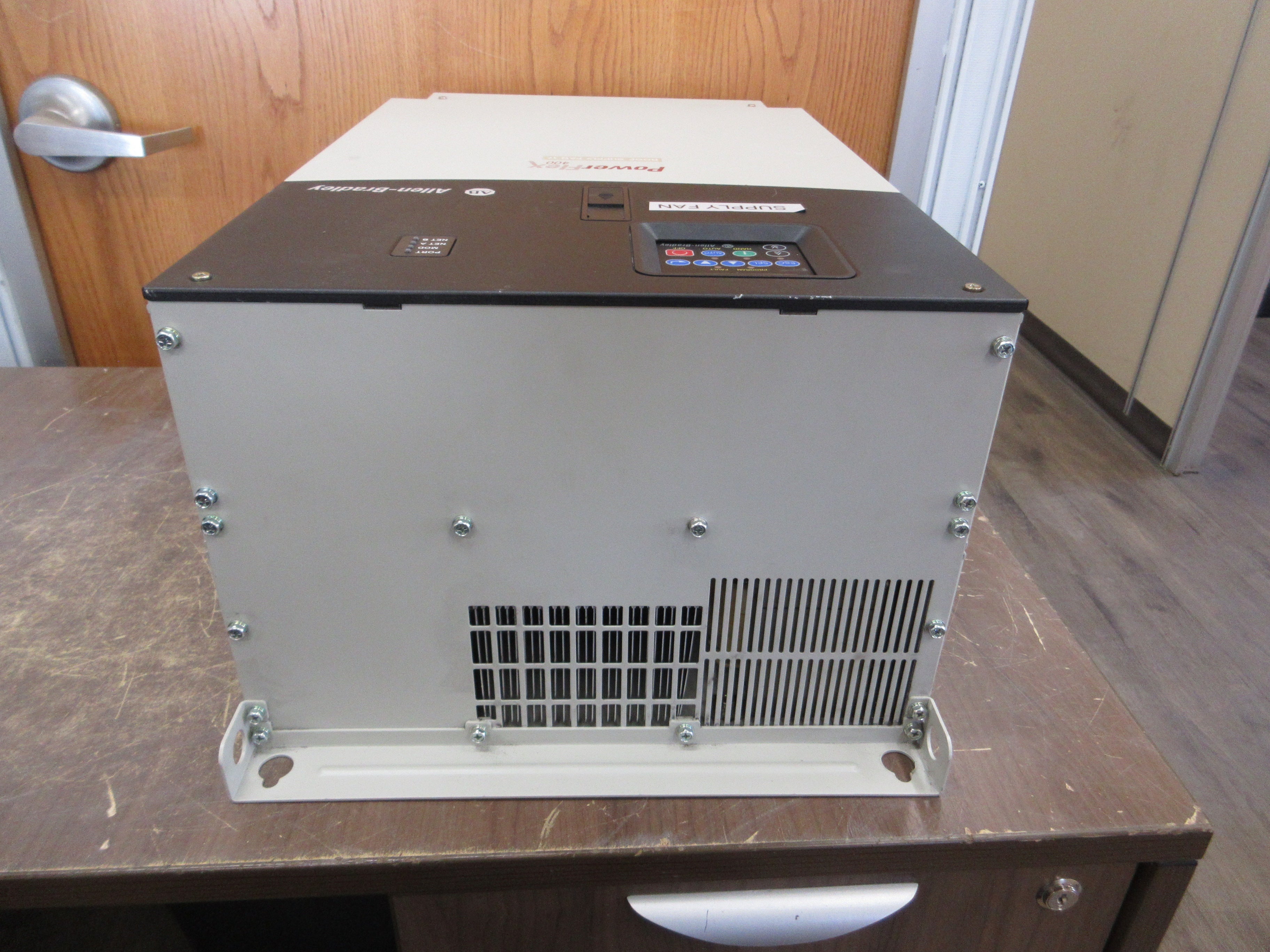 Allen-Bradley PowerFlex 400 AC Drive 22C-D072A103 50HP 3Ph Used