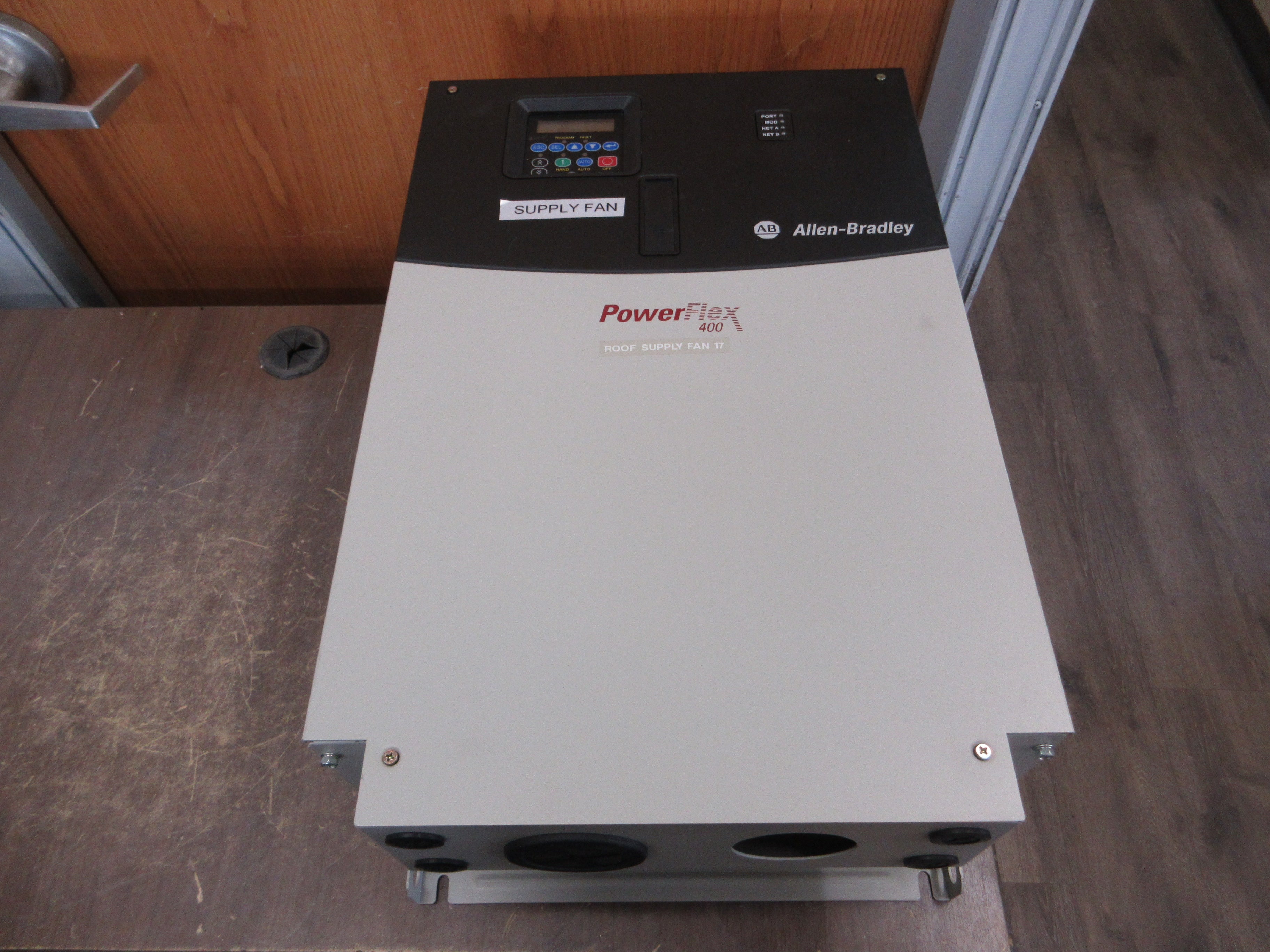 Allen-Bradley PowerFlex 400 AC Drive 22C-D072A103 50HP 3Ph Used