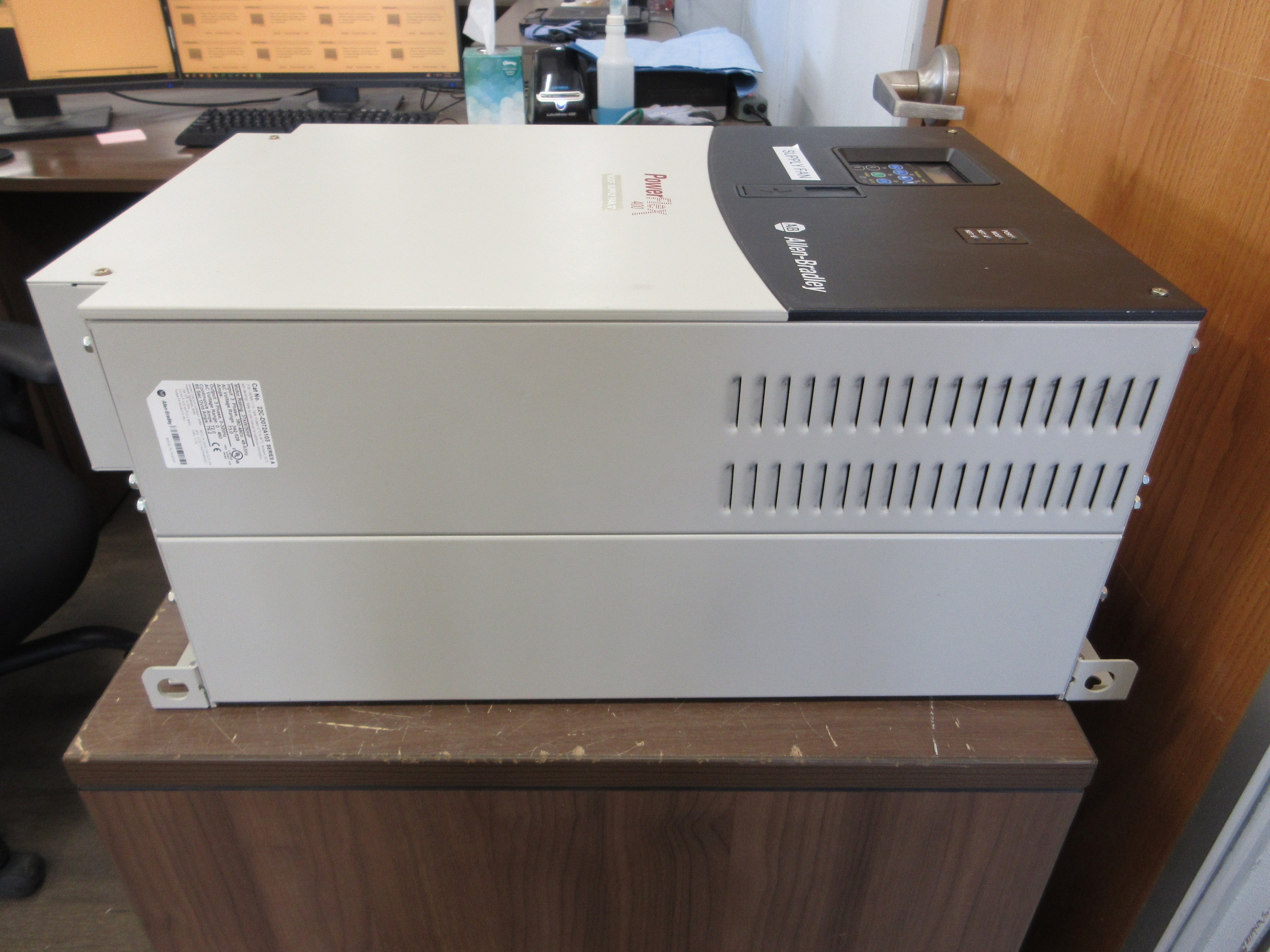 Allen-Bradley PowerFlex 400 AC Drive 22C-D072A103 50HP 3Ph Used