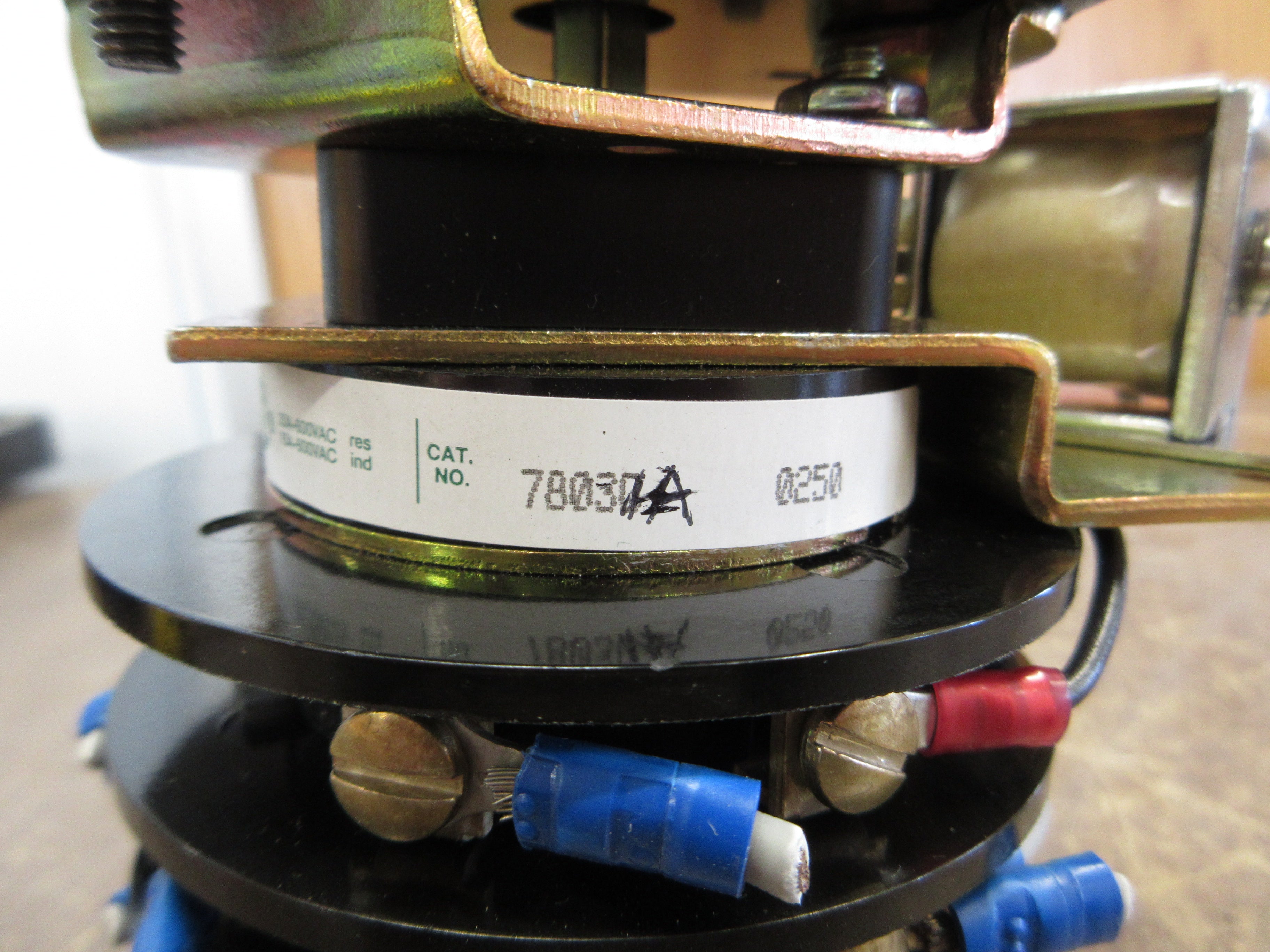 Electroswitch Series 24 Lock-Out Relay Rotary Switch 7803A 24VDC Used