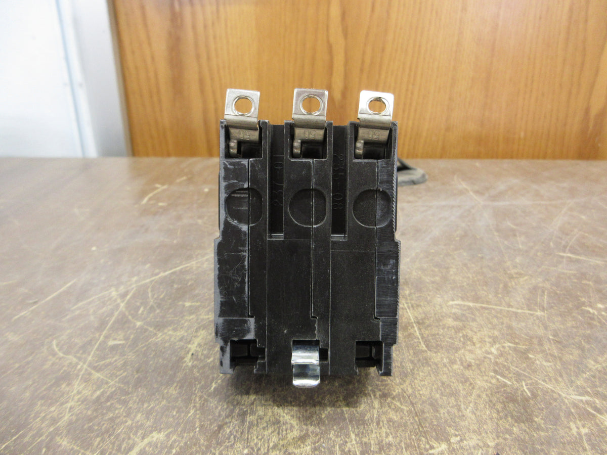 Square D Bolt-On Circuit Breaker QOB320VH 20A 240V 22kA *No Bolts* Used