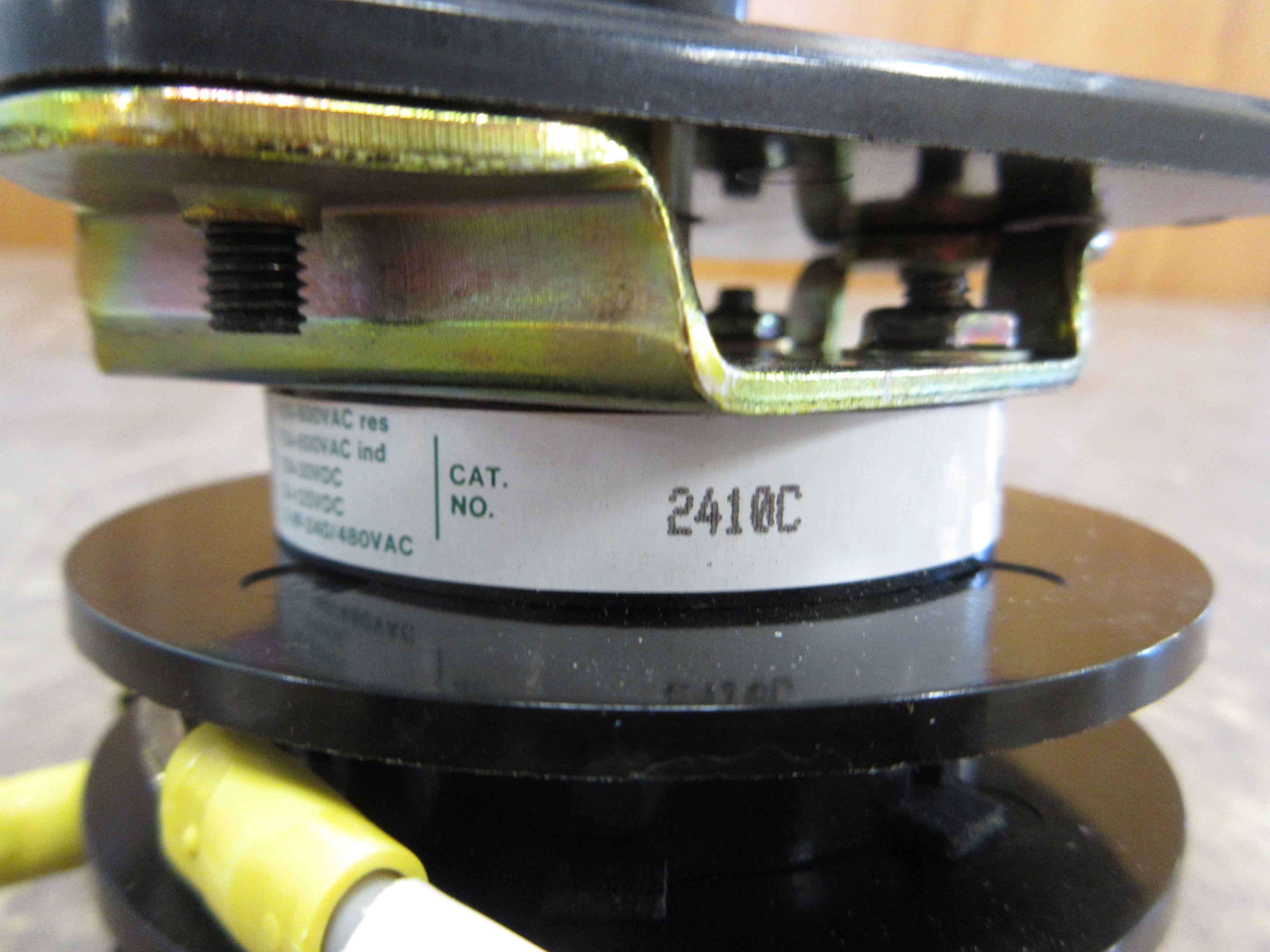 Electroswitch Series 24 Engine Sel. Rotary Switch 2410C Used