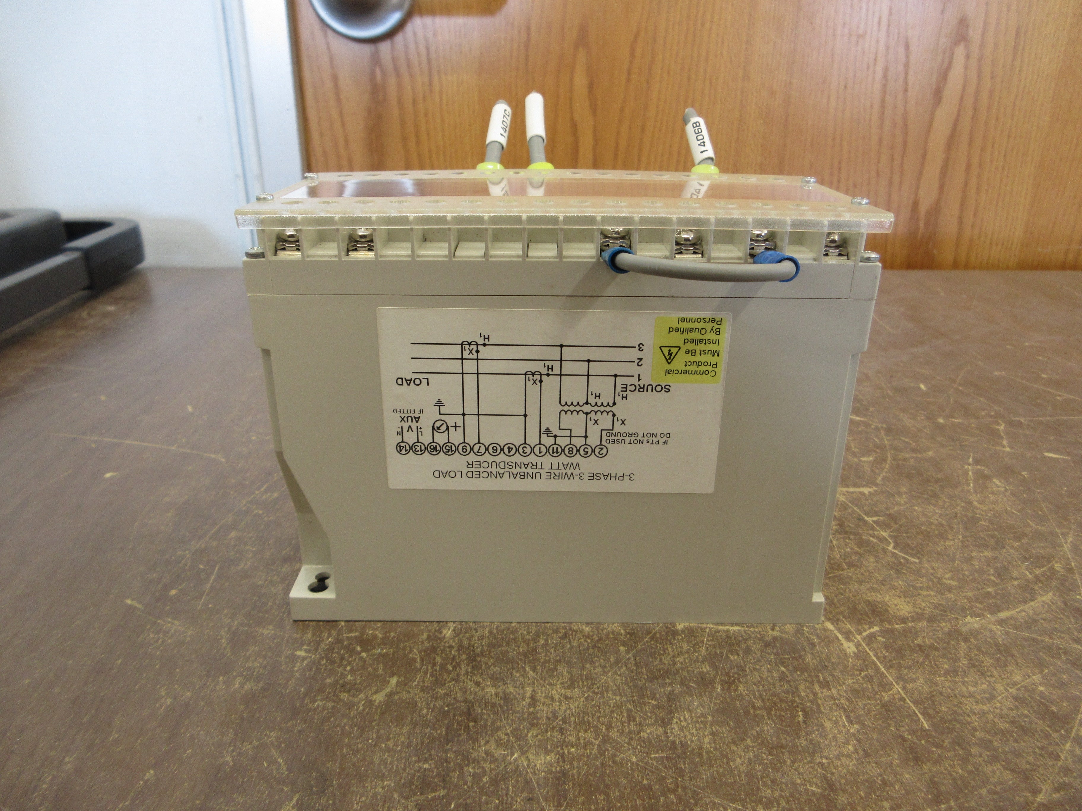 Crompton Paladin Transducer 256-TWMU-QQFA-C6-SS 120V 0.5A 60Hz Used