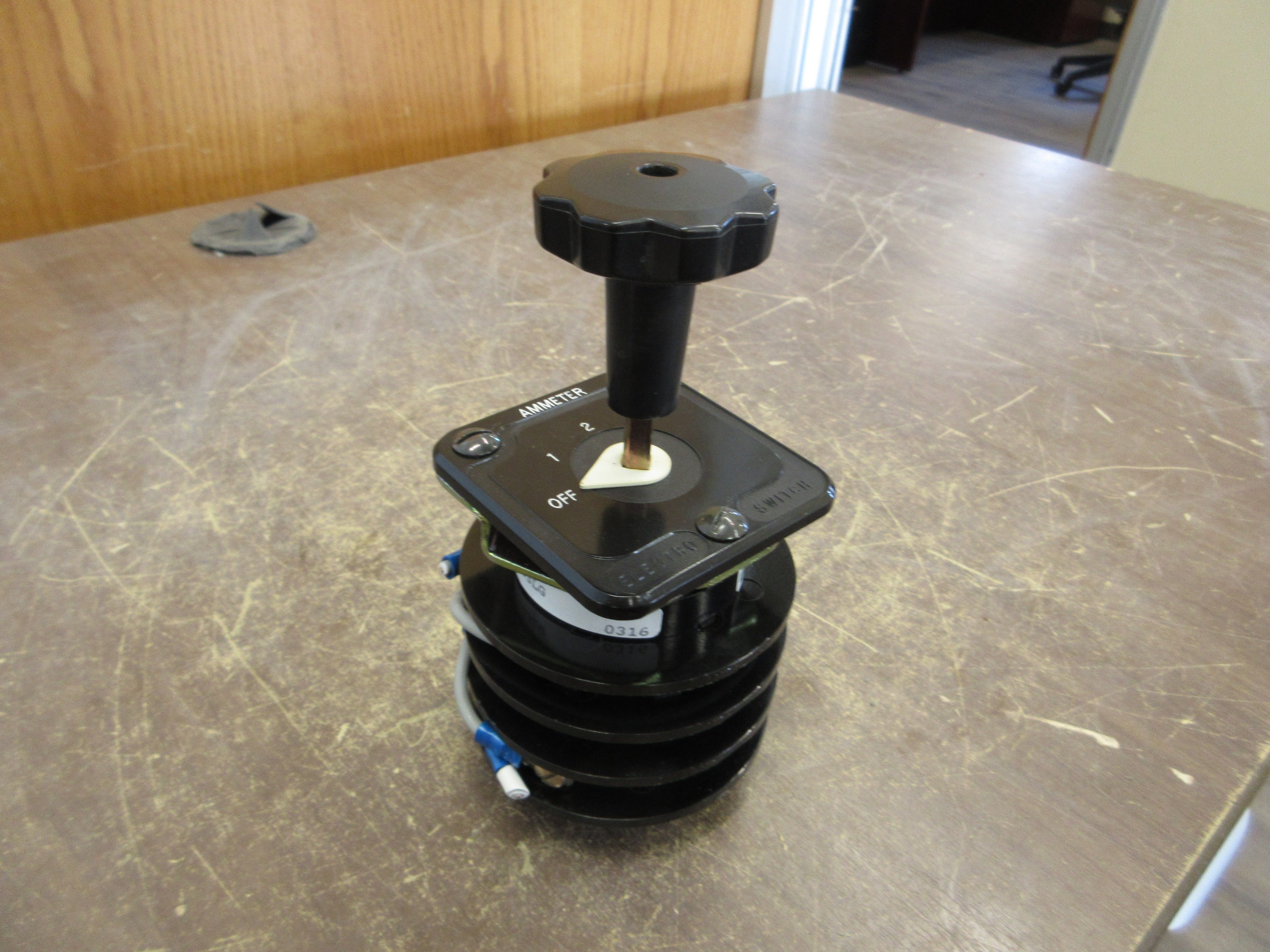 Electroswitch Series 24 Ammeter Rotary Switch 24903LG Used