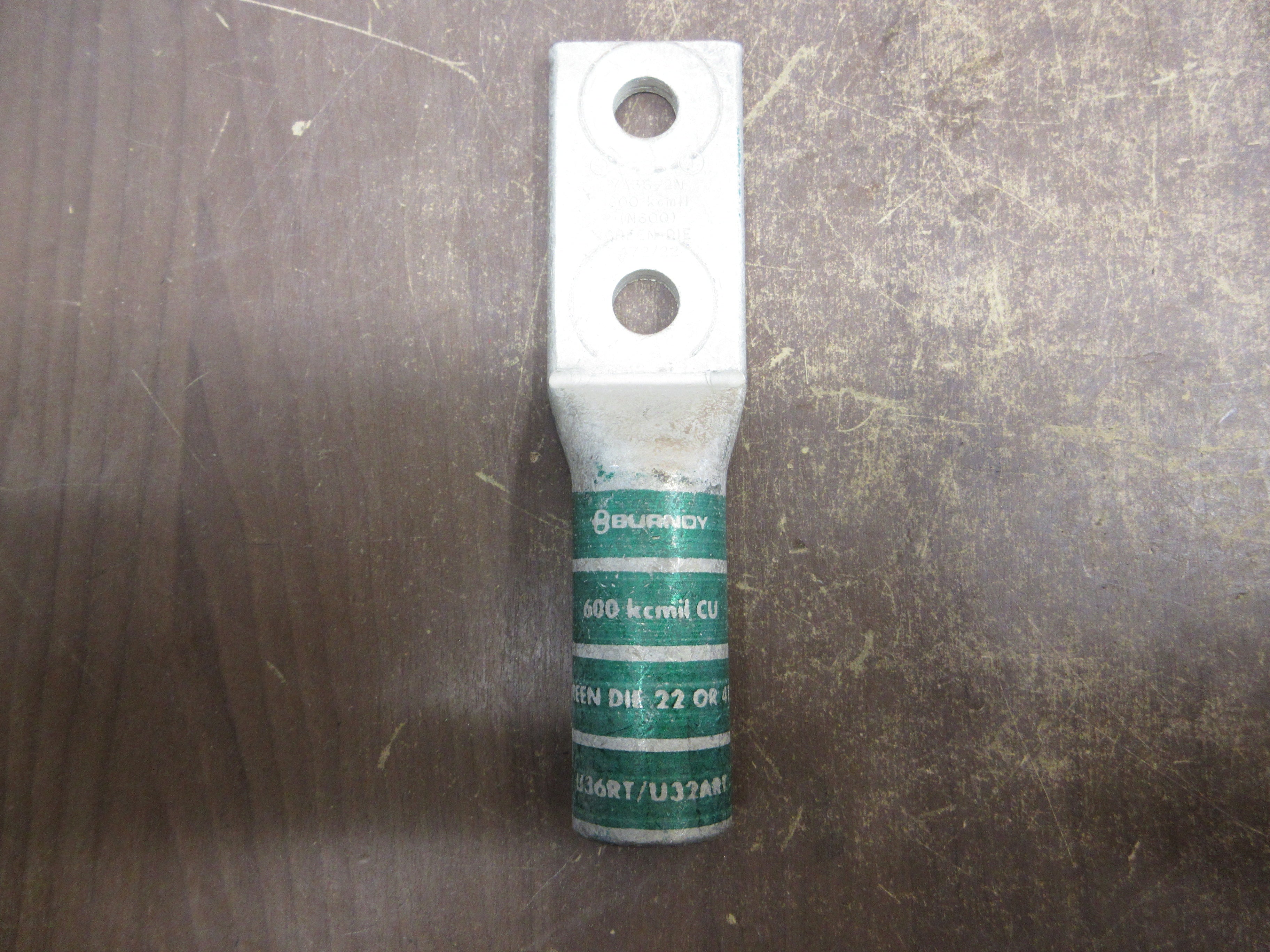 Burndy Crimp Lug YA36-2N 600 Kcmil 2-Hole *No Box* New Surplus
