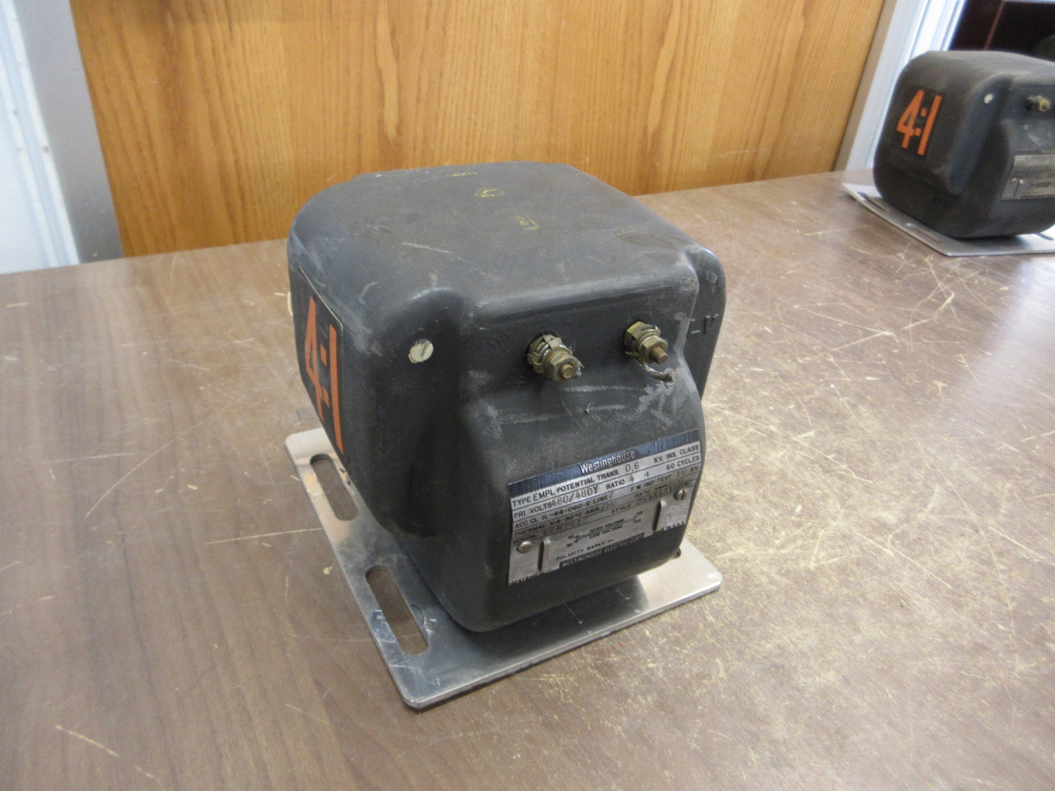 Westinghouse Type empl Potential Transformer 254A481G04 Pri: 480Y/480V Ratio 4:1