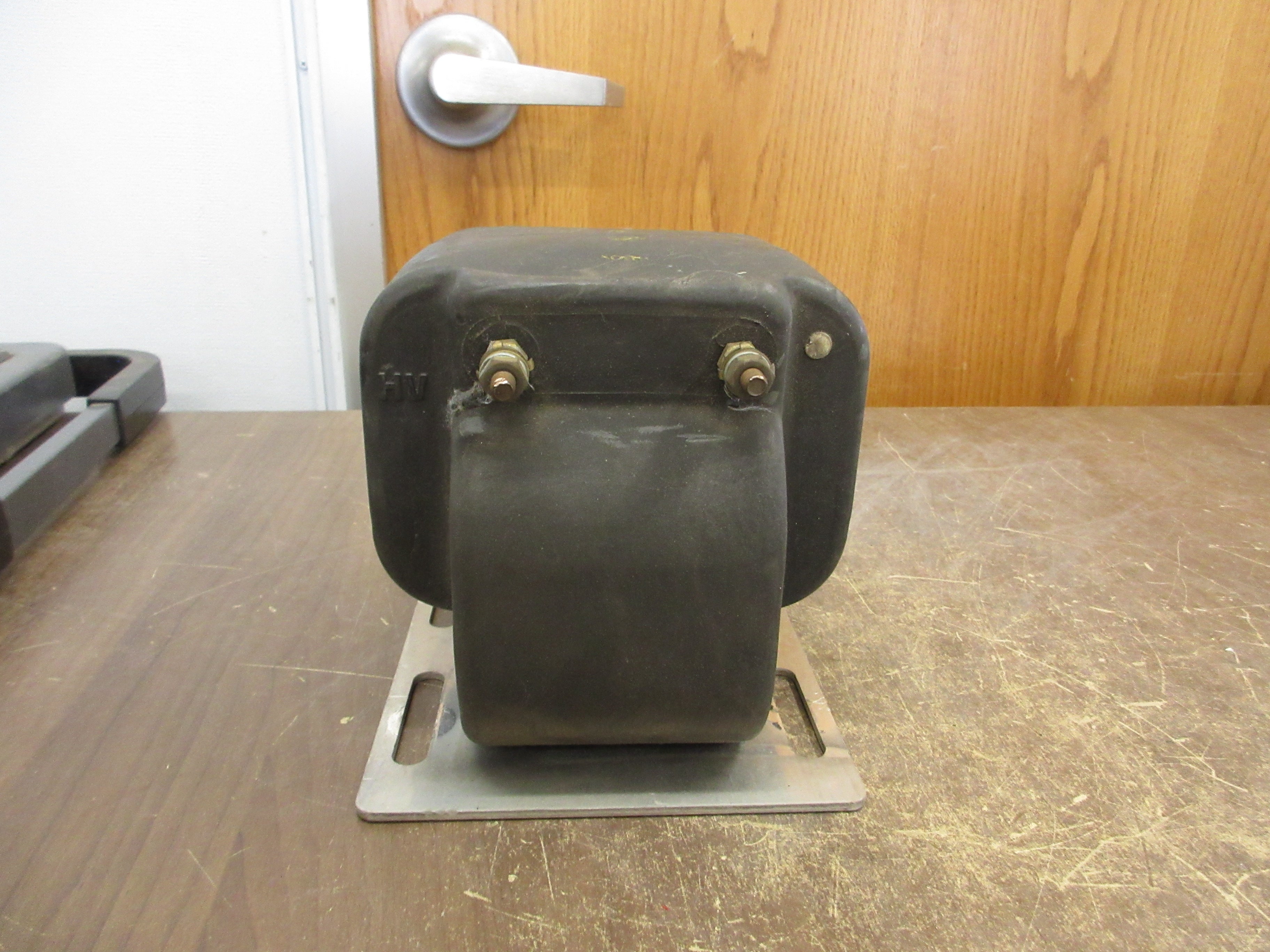 Westinghouse Type empl Potential Transformer 254A481G04 Pri: 480Y/480V Ratio 4:1
