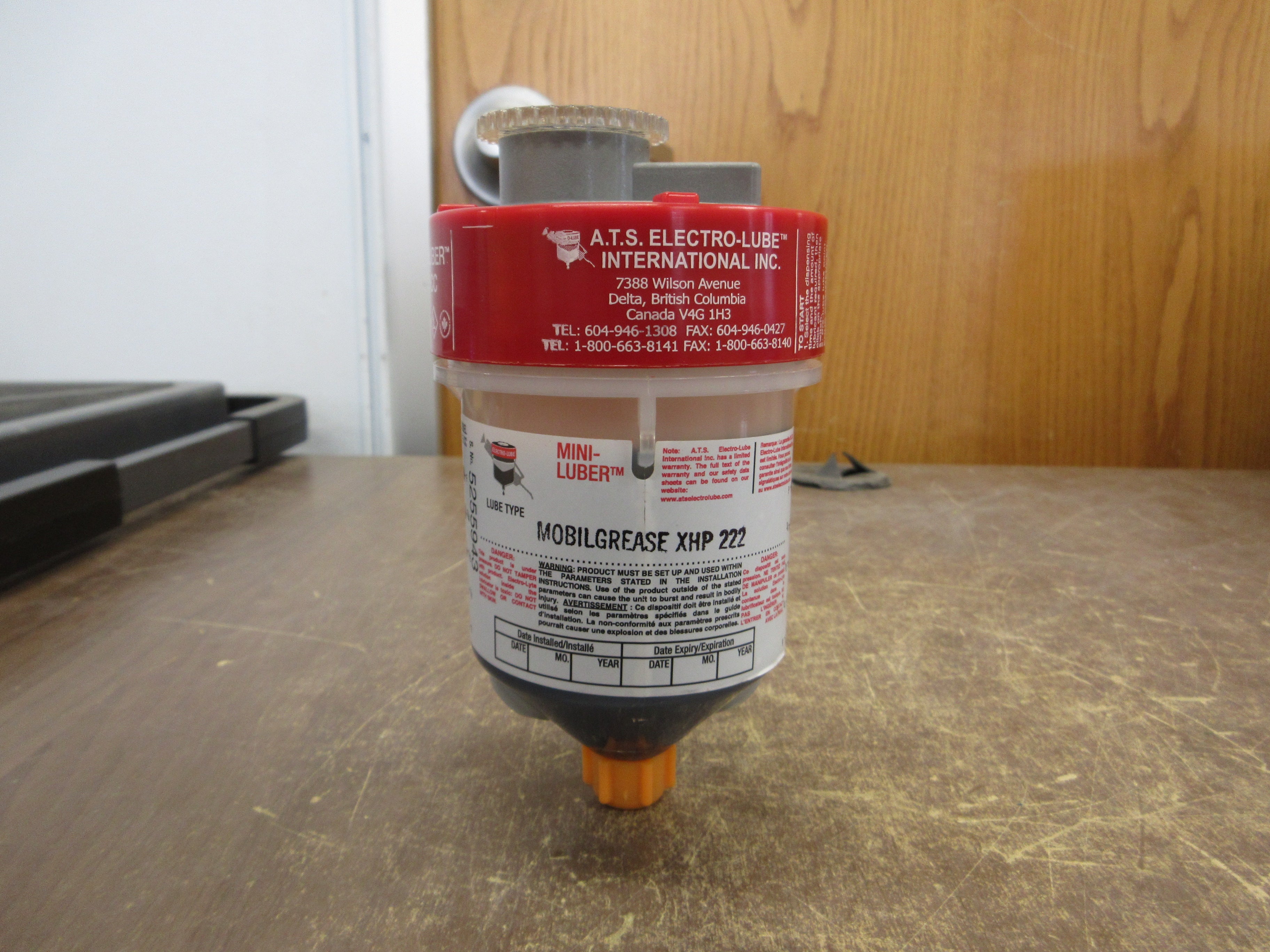 ATS Electro-Lube Mini-Luber 125 CC Mobilgrease XHP222 *No Box* New Surplus