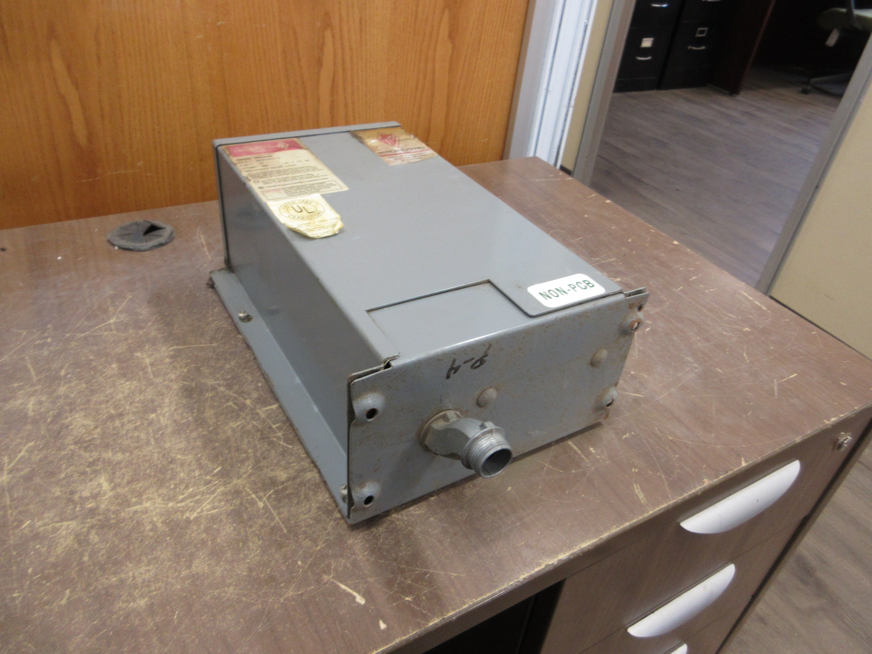 Myron Zucker Drymount Capacitor KPD43015-3 15kVAR 480V 3Ph 60Hz Used