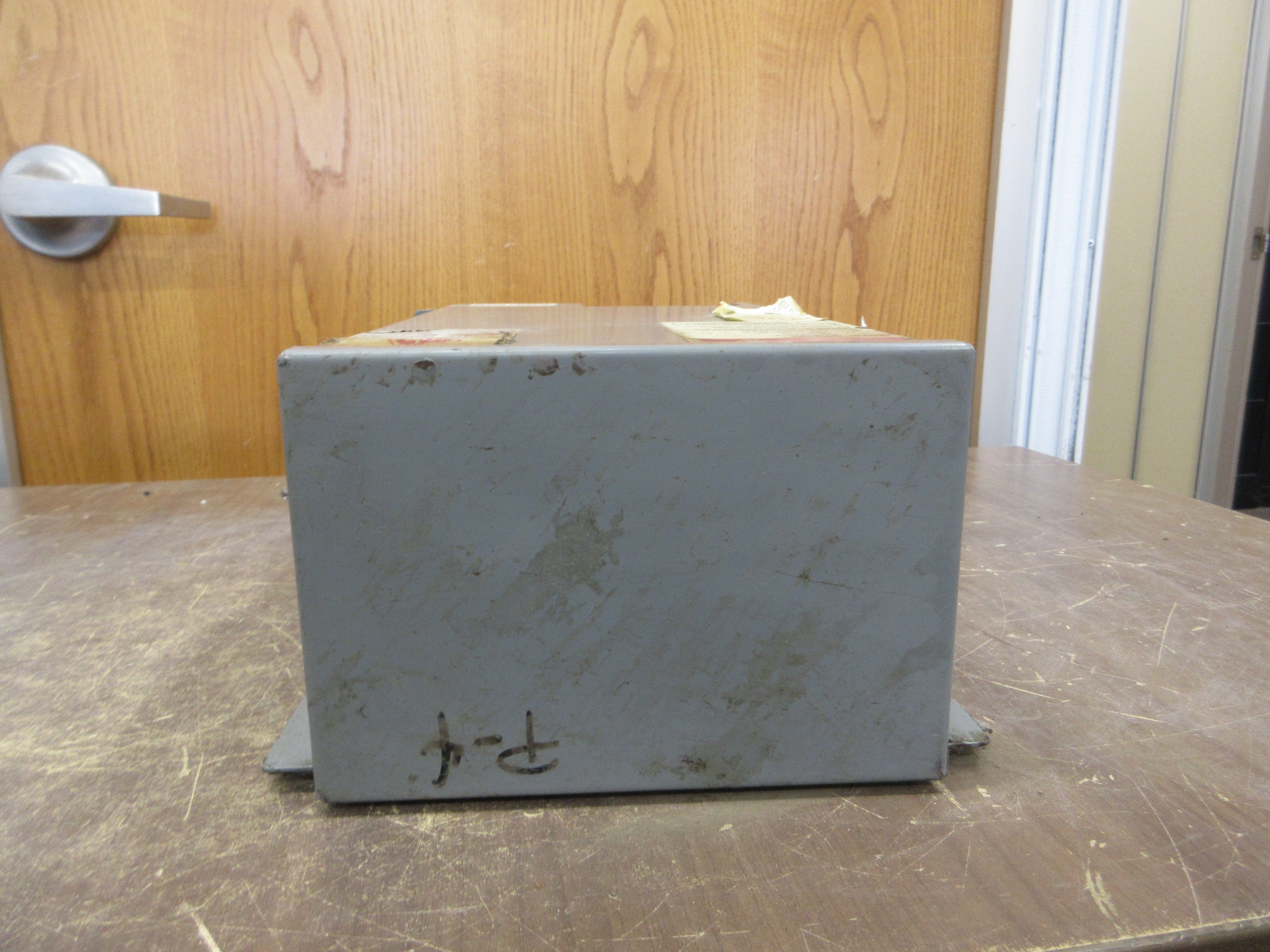 Myron Zucker Drymount Capacitor KPD43015-3 15kVAR 480V 3Ph 60Hz Used