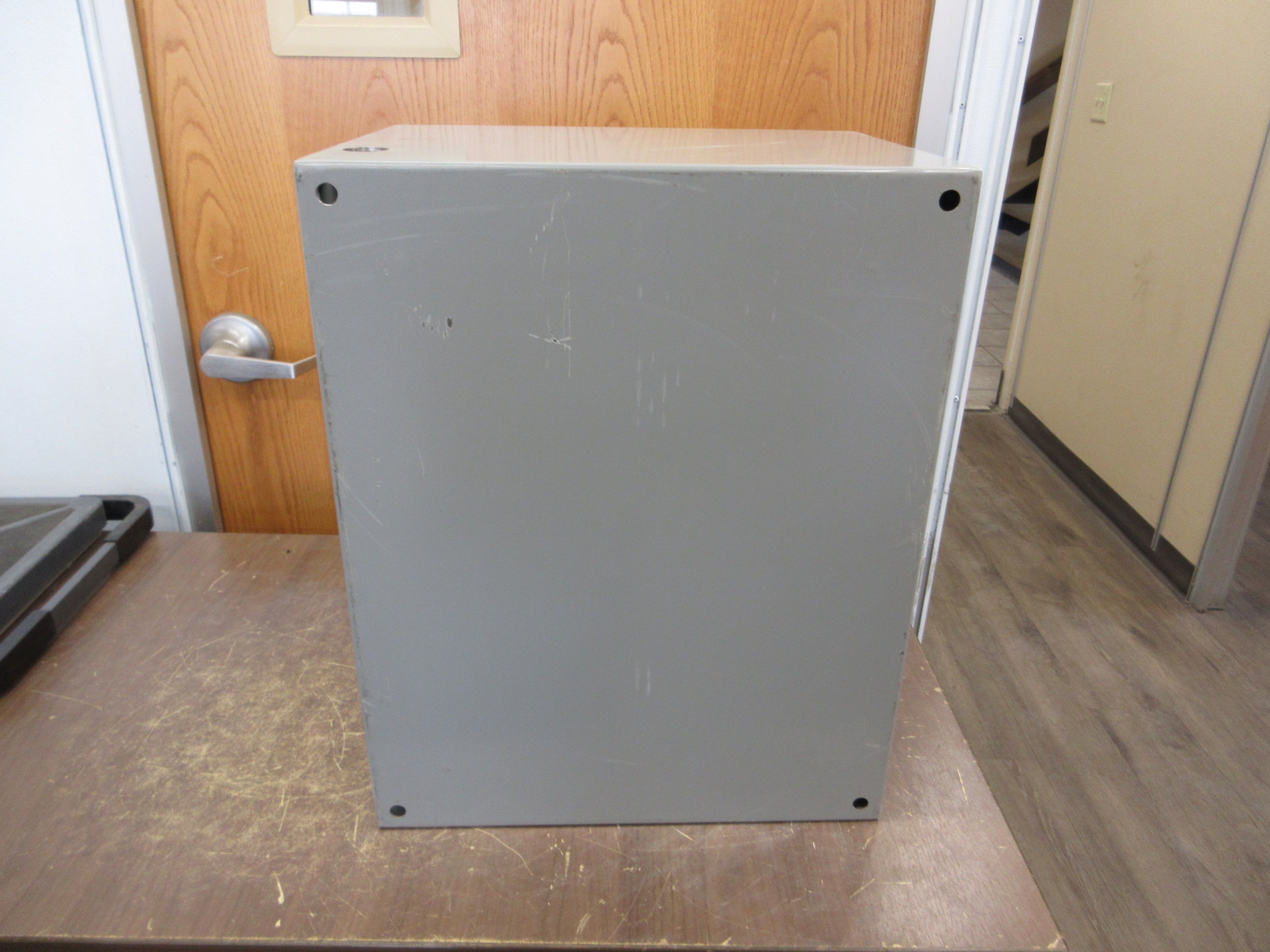 Square D PowerLogic ION 7330 Power Meter Assembly 26925152-005 Type 12 Enclosure