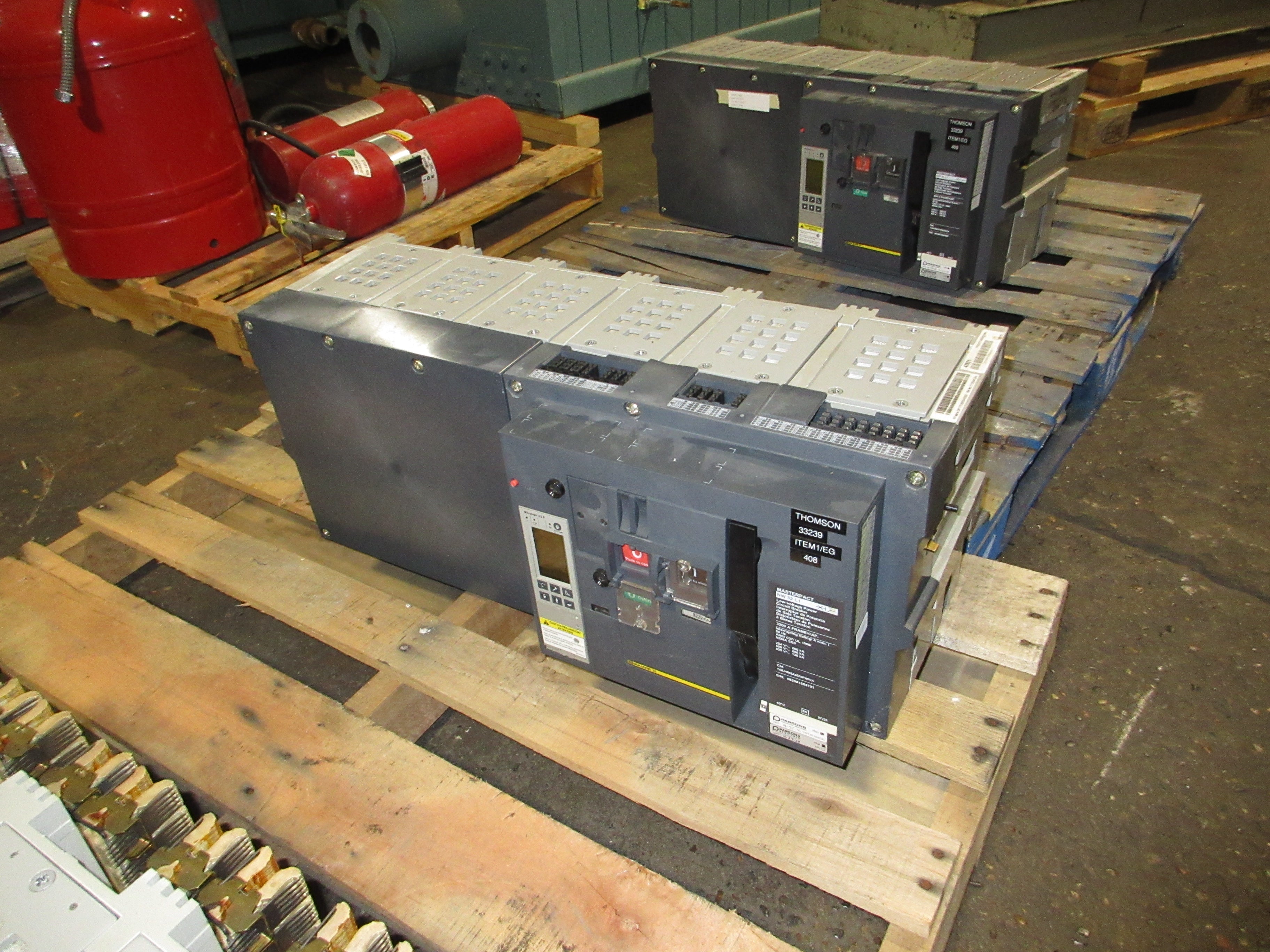 Square D Masterpact NW 32 L1 Circuit Breaker YA8JHR63A3GFBFWPCA 3200A Used