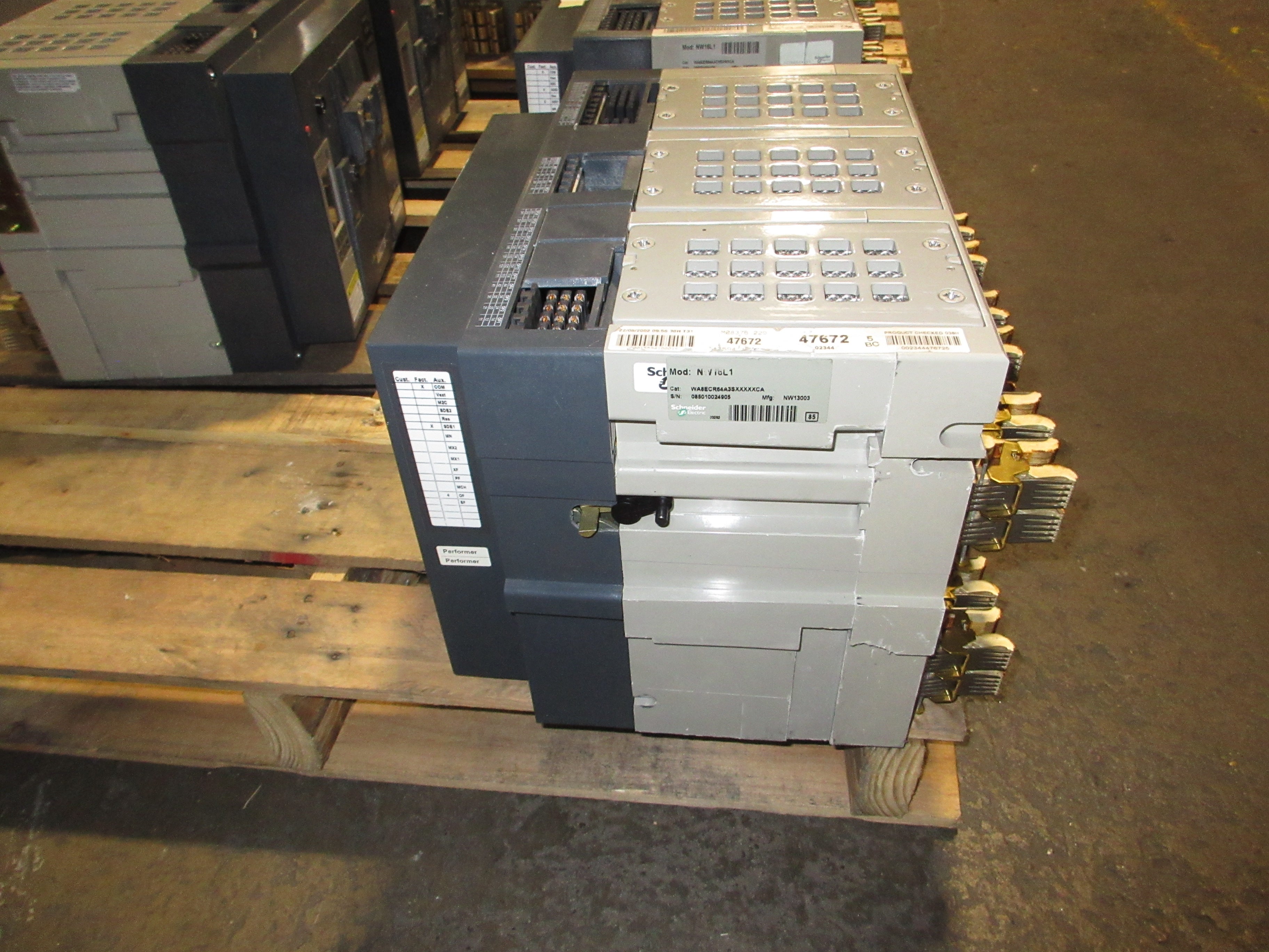 Square D Masterpact NW 16 L1 Circuit Breaker WA8ECR64A3SXXXXXCA 1600A Used