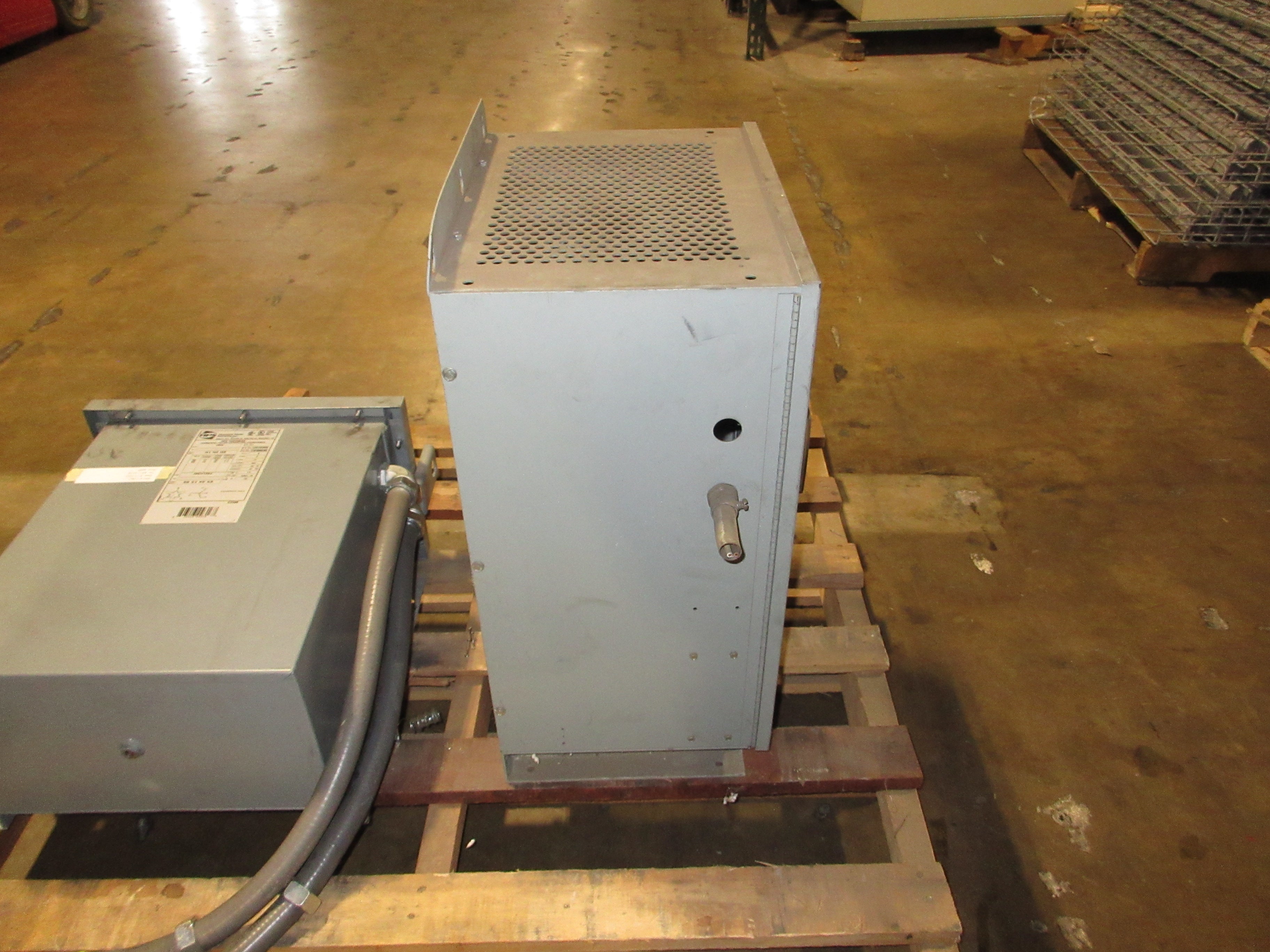 La Marche Constavolt Float Battery Charger A12B-6-48V-A1 Output: 48VDC 6A Used