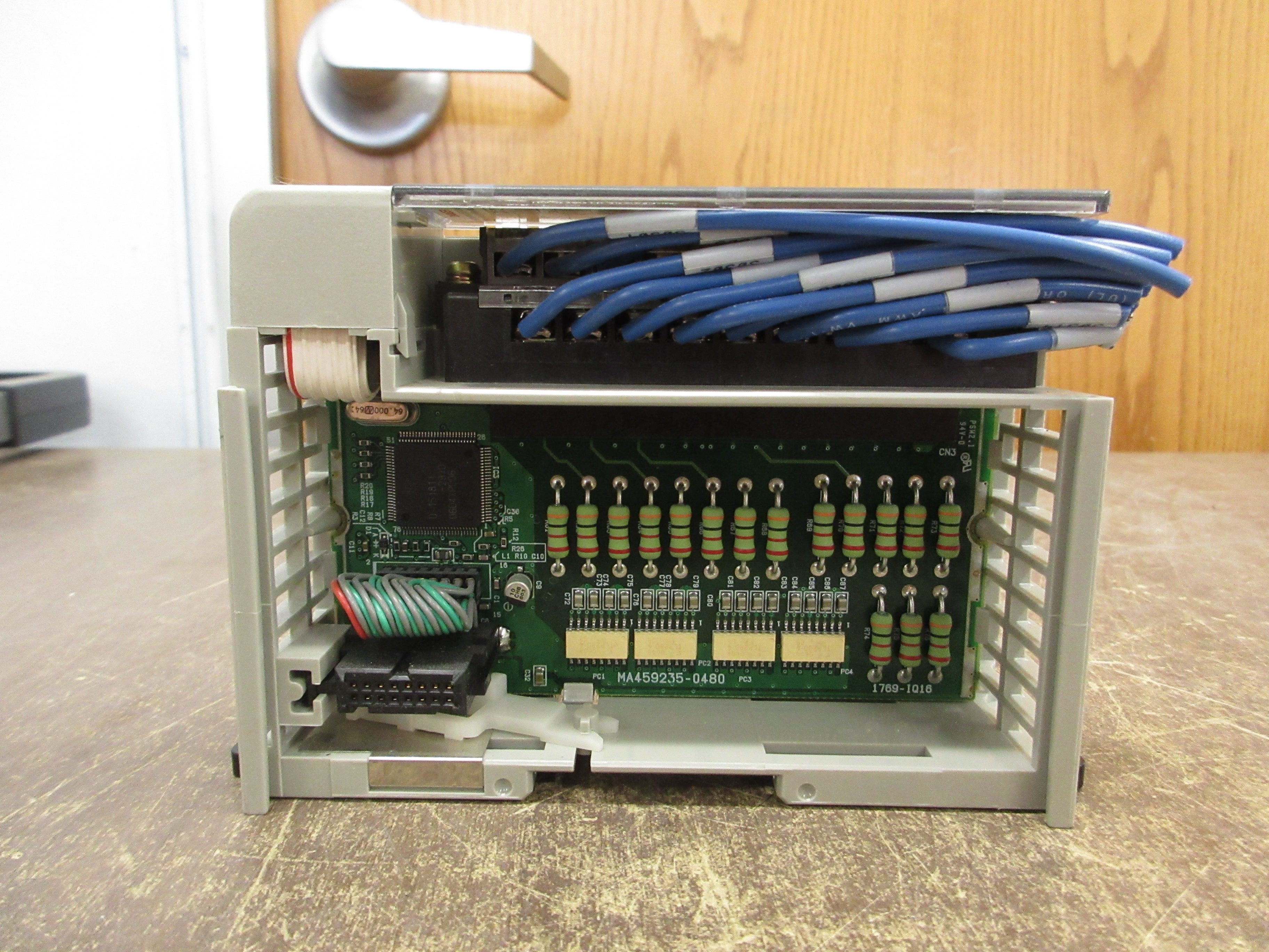 Allen-Bradley Compact I/O Input Module 1769-IQ16 Ser. A Rev. 2 F/W Rev. 3.1 Used
