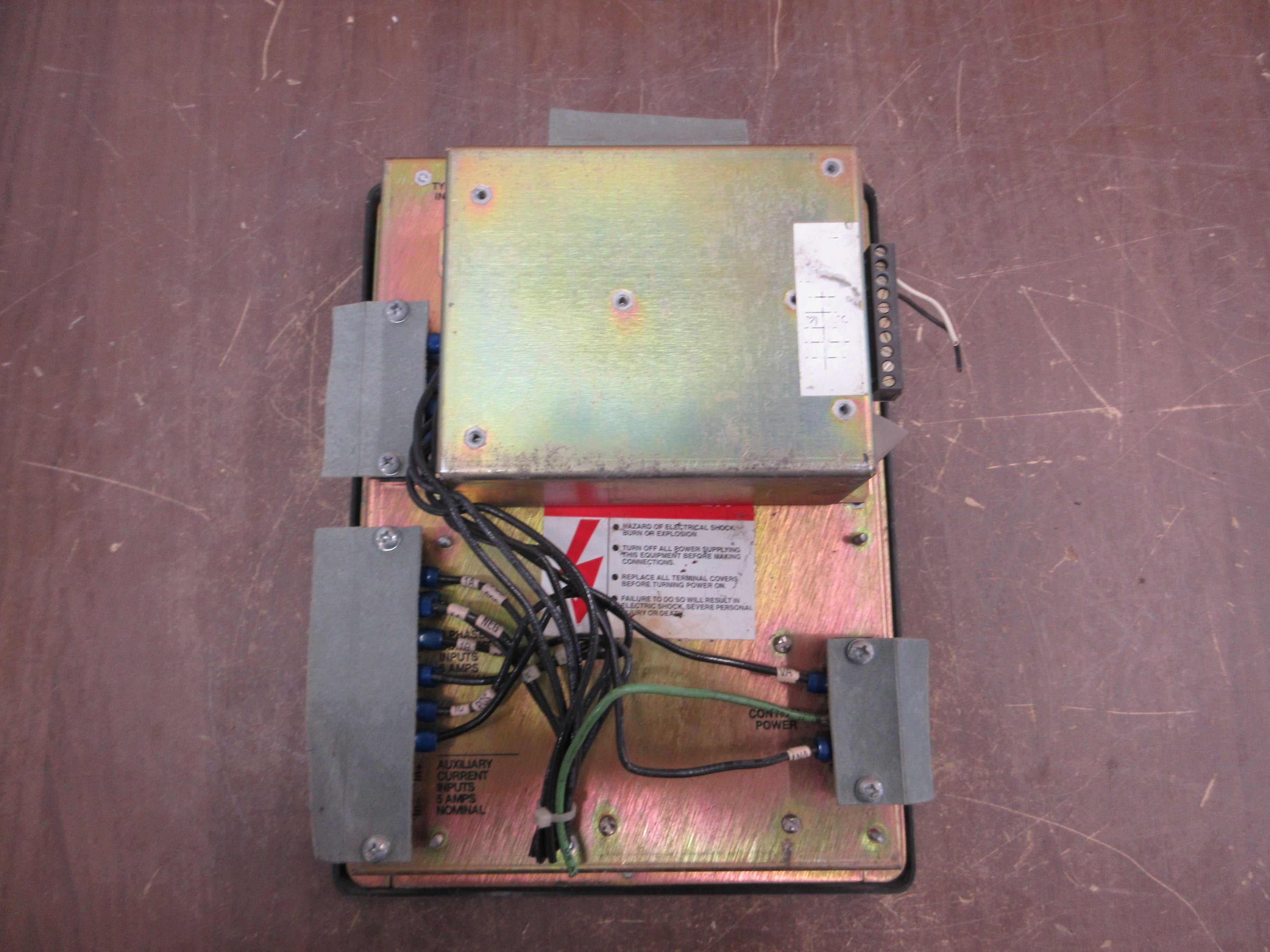 Square D PowerLogic Circuit Monitor 3020 CM-2150 w/ 3020 IOM-11 Module Used