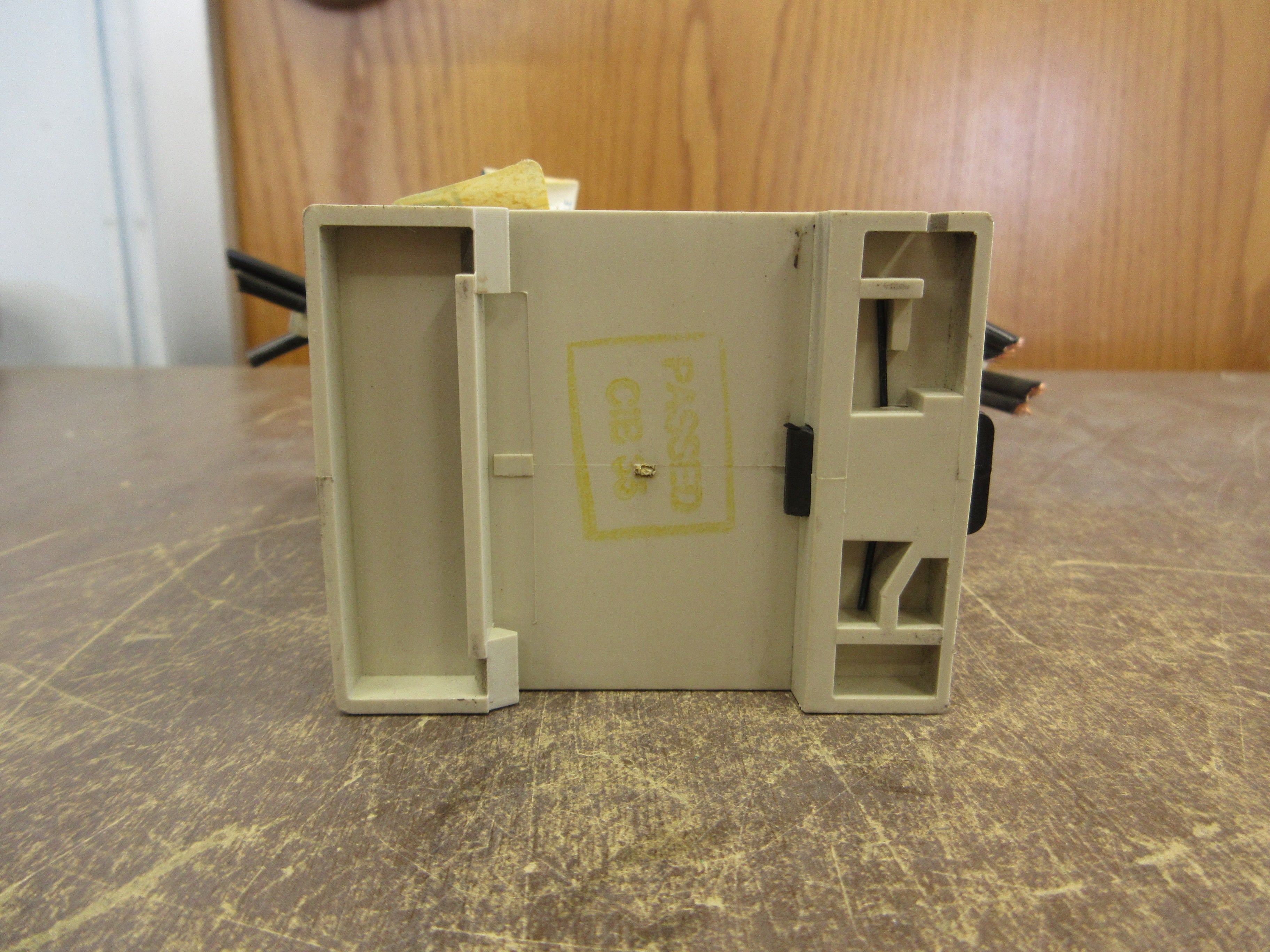 Crompton Protector Relay 252-PHUU-NWBX 120V 60Hz *No Terminal Covers* Used