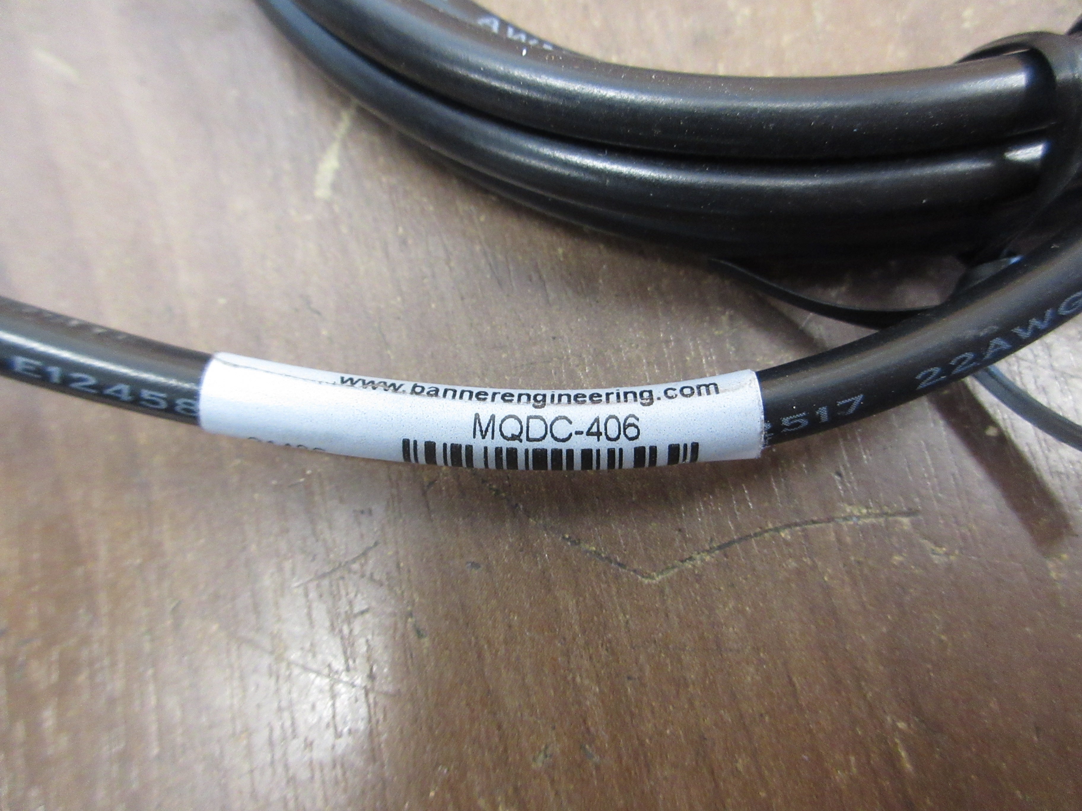 Banner Cordset MQDC-406 4-Pin Length: 2m Used