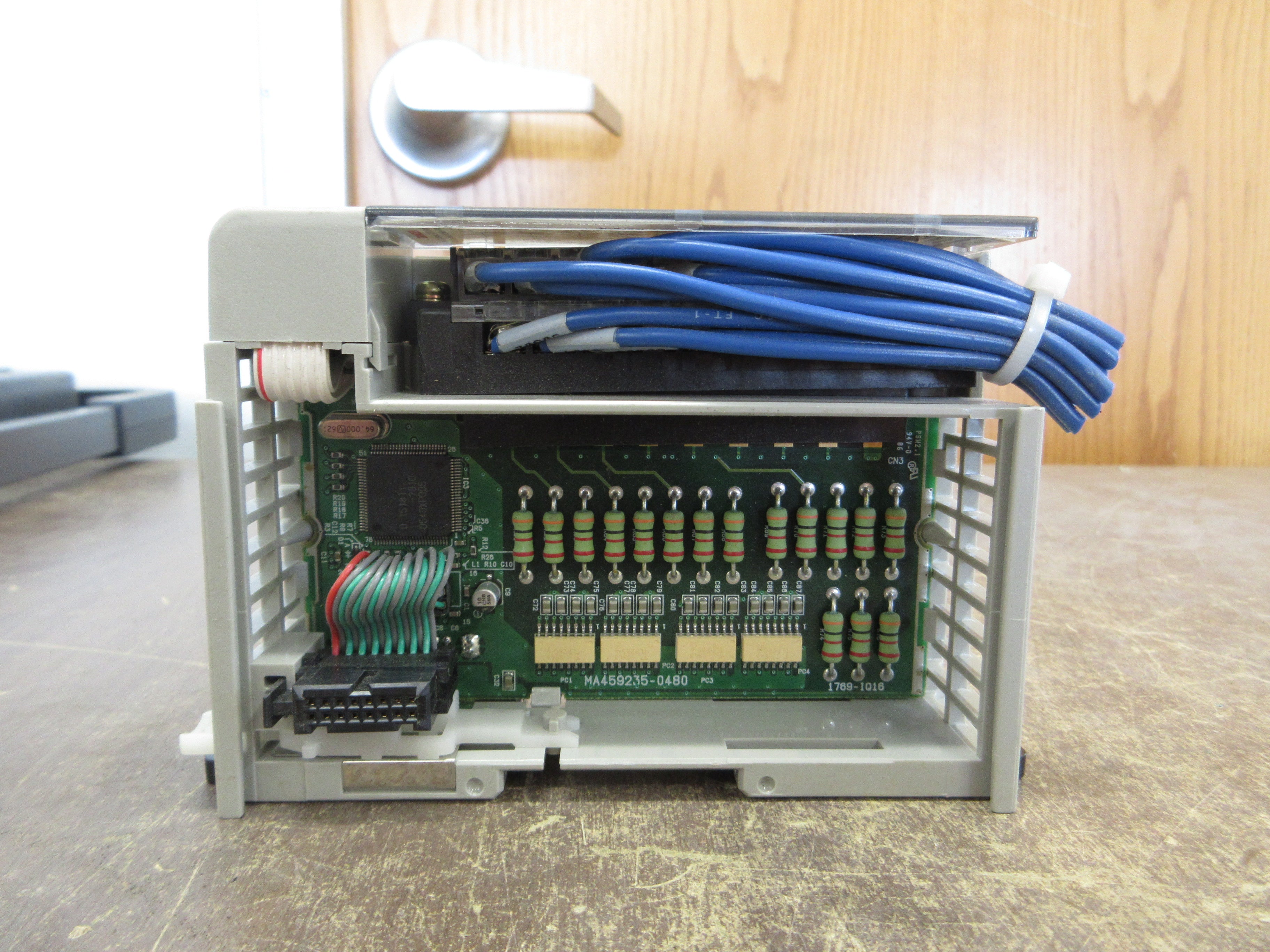 Allen-Bradley Compact I/O Input Module 1769-IQ16 Ser. A F/W Rev. 3.1 16PT Used